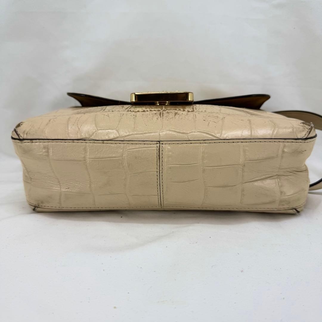 Coach Croc Embossed Horse Carriage Logo Beige Leather Crossbody Bag 577 Auth