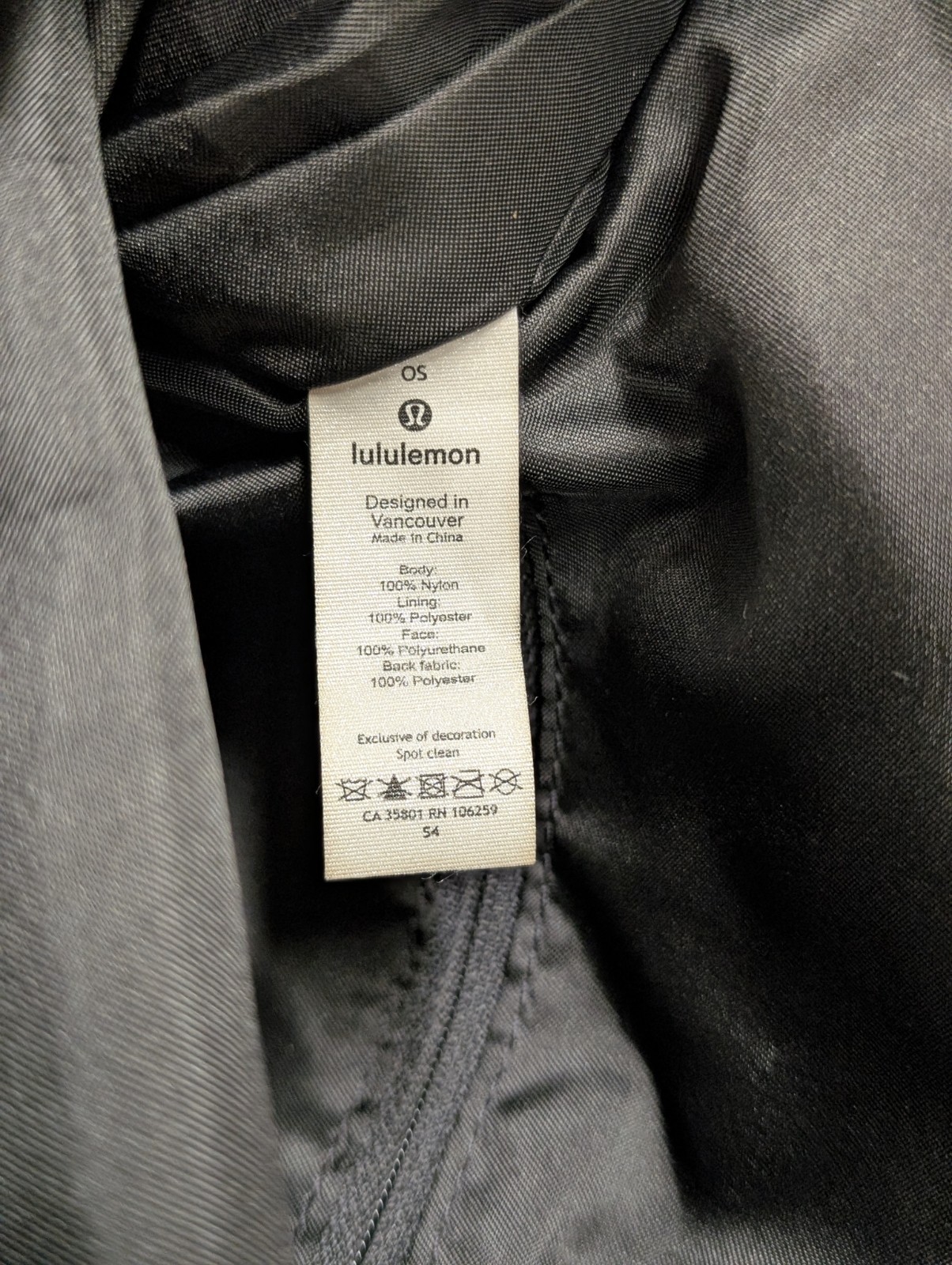 Lululemon Black Crossbody Nylon Purse Festival Bag Adjustable Strap Foldover