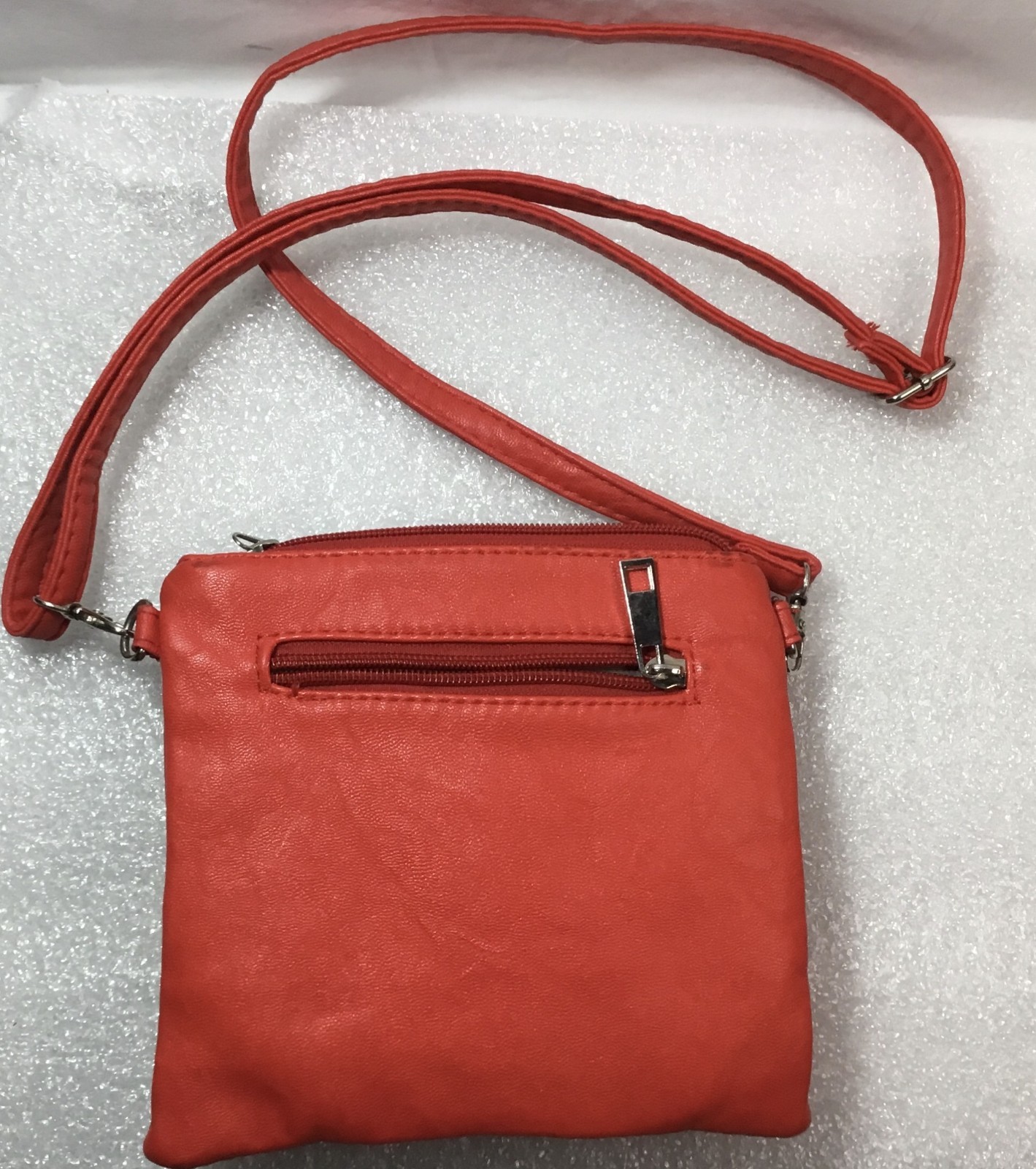Mellow World crossbody small purse, red rosette black trim, 3 pockets