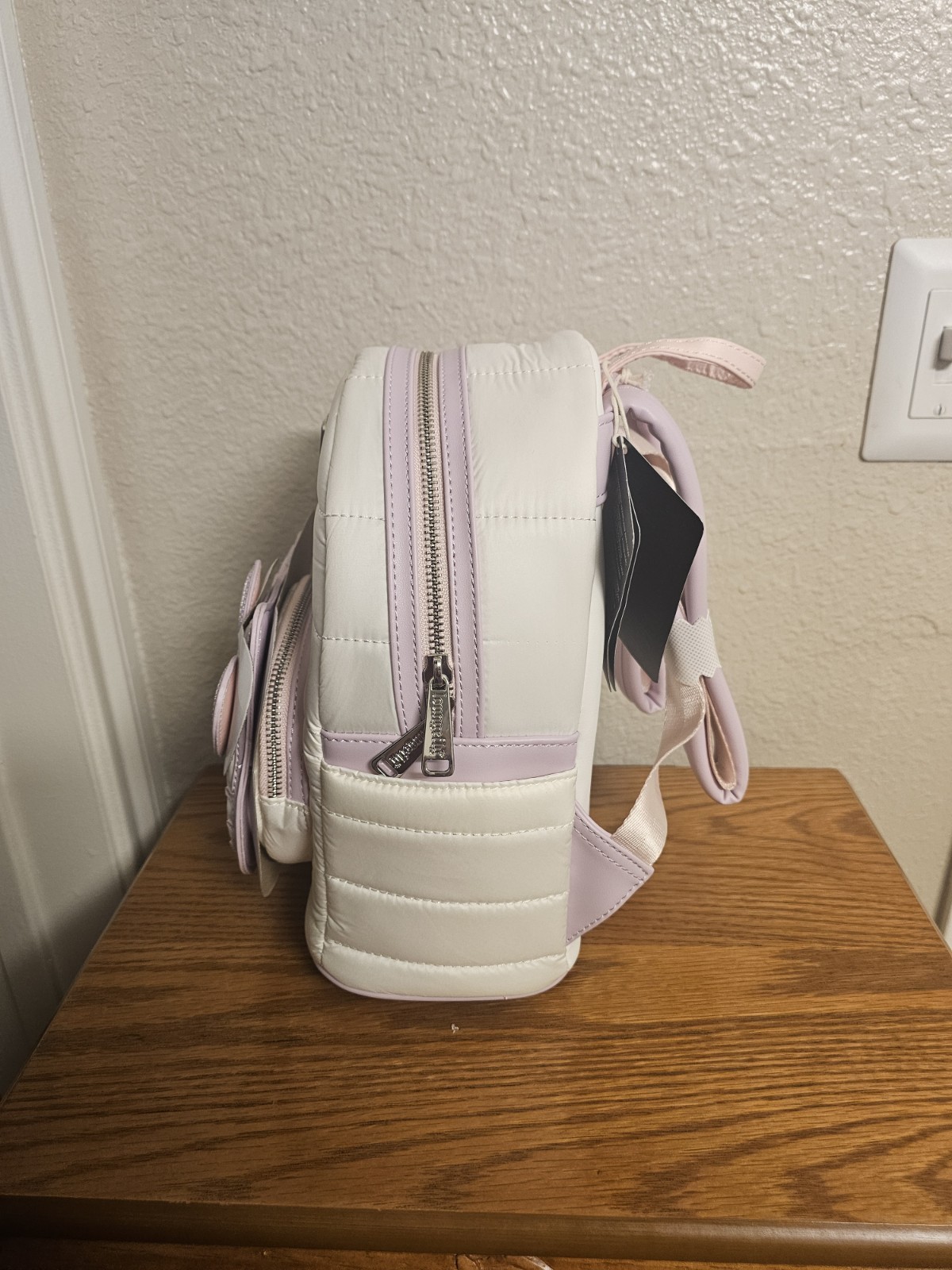 NWT Loungefly Hello Kitty Quilted Texture Puffer Mini Backpack – Sanrio Exclusiv