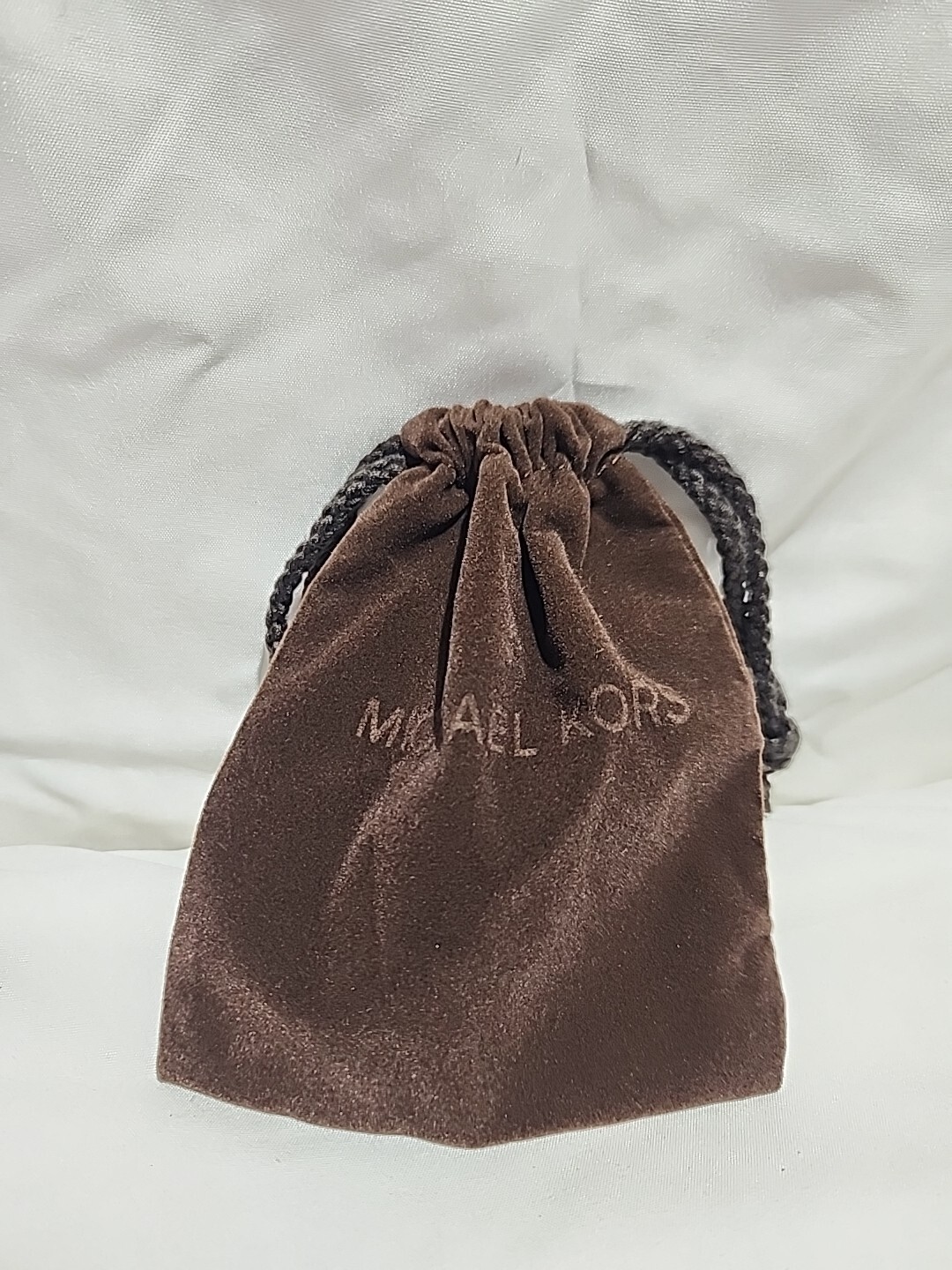 Michael Kors Drawstring Brown Jewelry Bag NEW 4.5″ X 5.5″