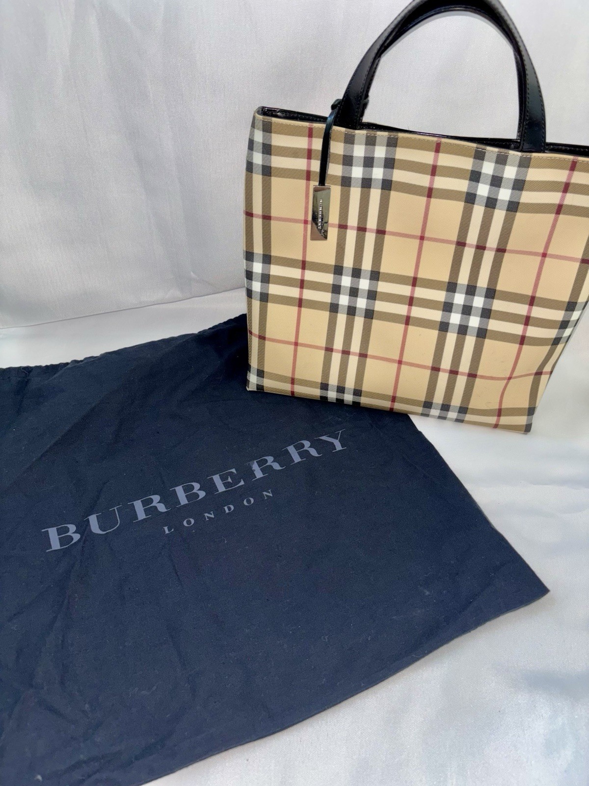 Vtg Burberry London Women’s Nova Check Beige PVC Tote Handbag