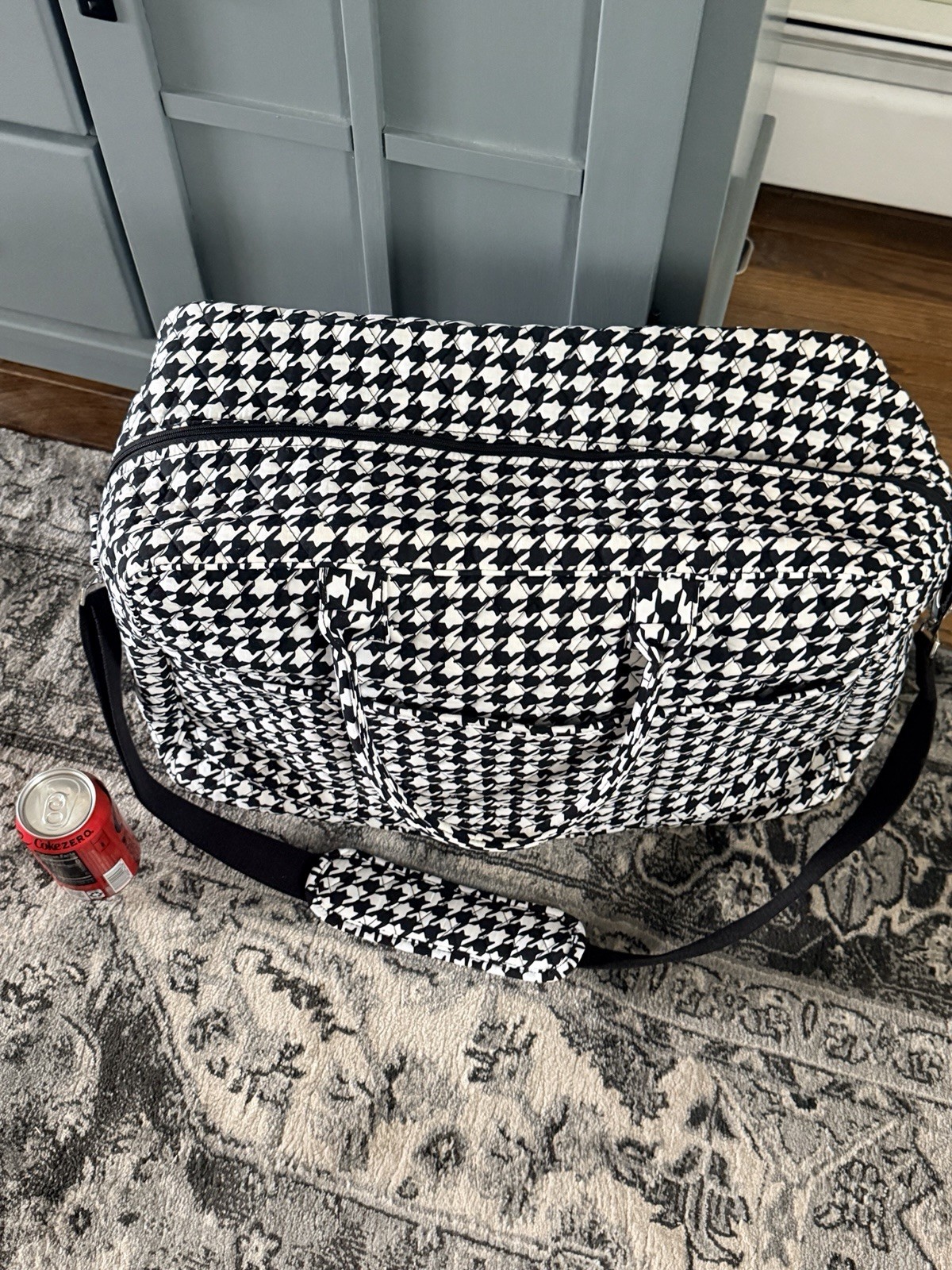 Vera Bradley Black & White Houndstooth Large Quilted Duffle 2pc Set