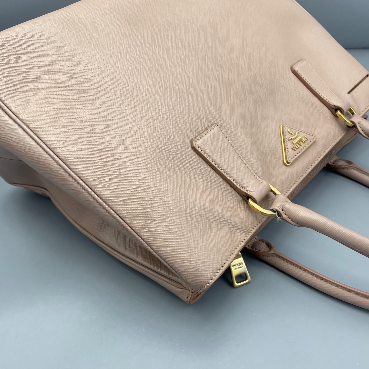 AUTH PRADA Galleria Medium Nude Pink Saffiano Leather Tote Handbag.