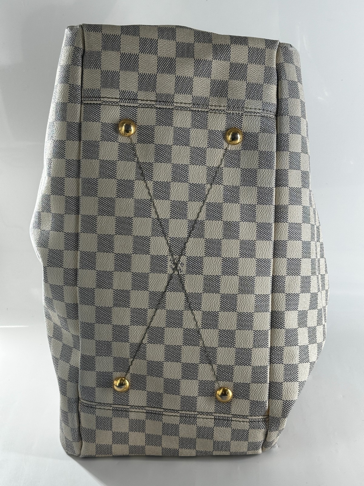 Louis Vuitton Damier Azur Artsy MM Handbag