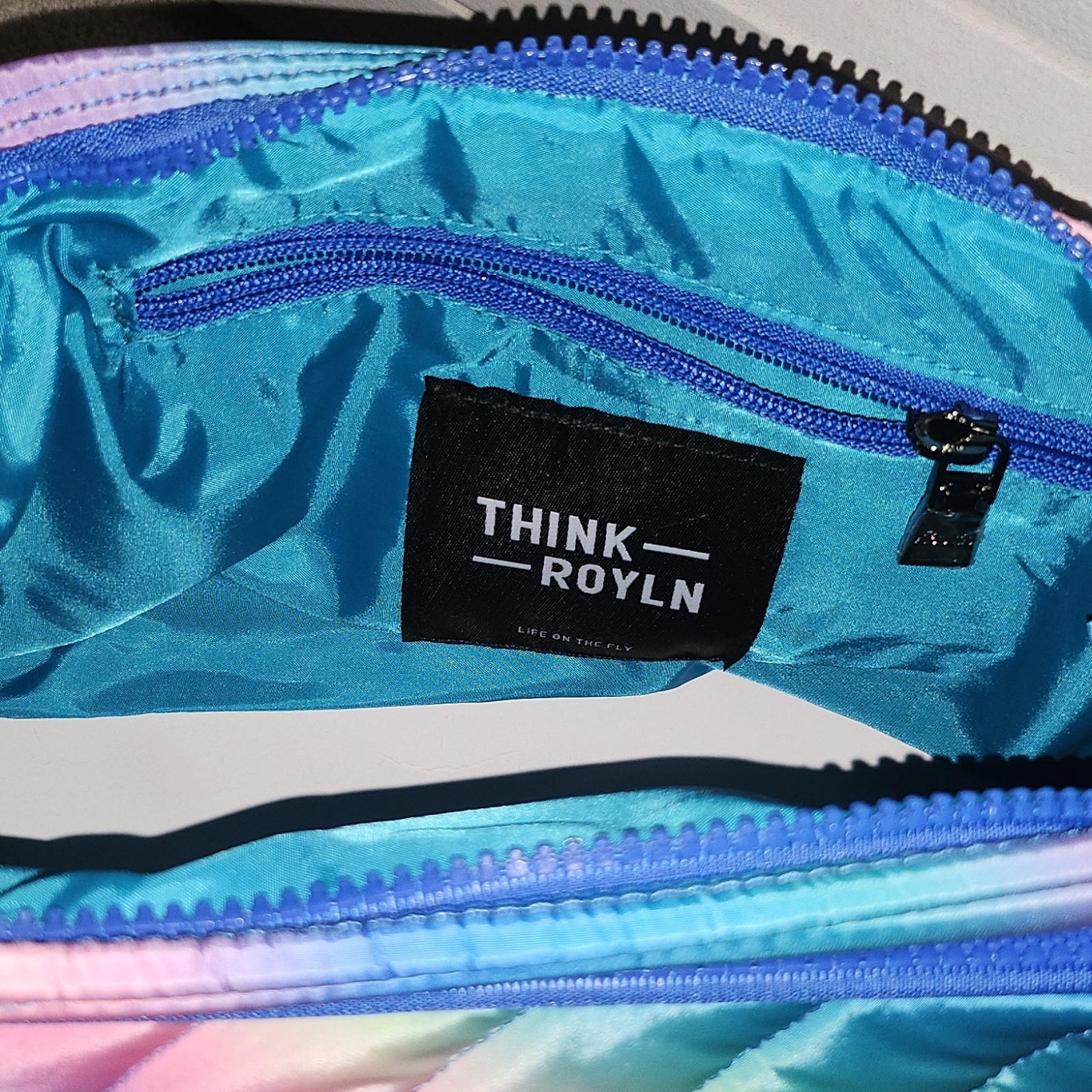 THINK ROYLN Quilted Ombré Multicolor Zip Crossbody Bag RFID Detachable Strap
