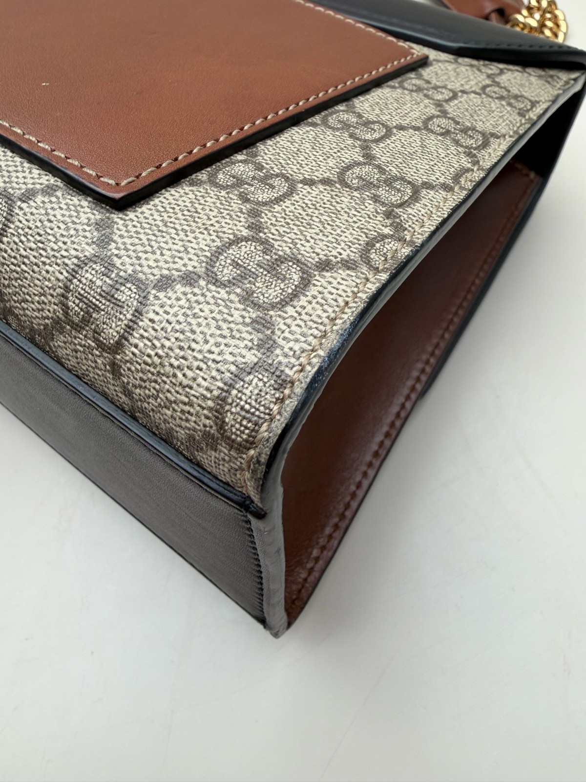 Gucci Padlock Medium Beige/Black/Brown GG Canvas Calfskin Shoulder & Crossbody B