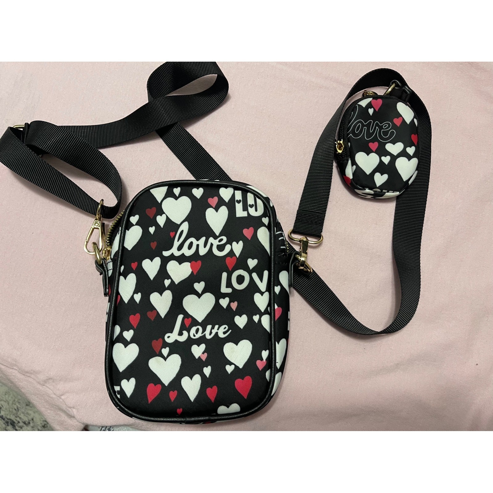 Love Hearts Print Crossbody Bag with Detachable Coin Purse Black White Red