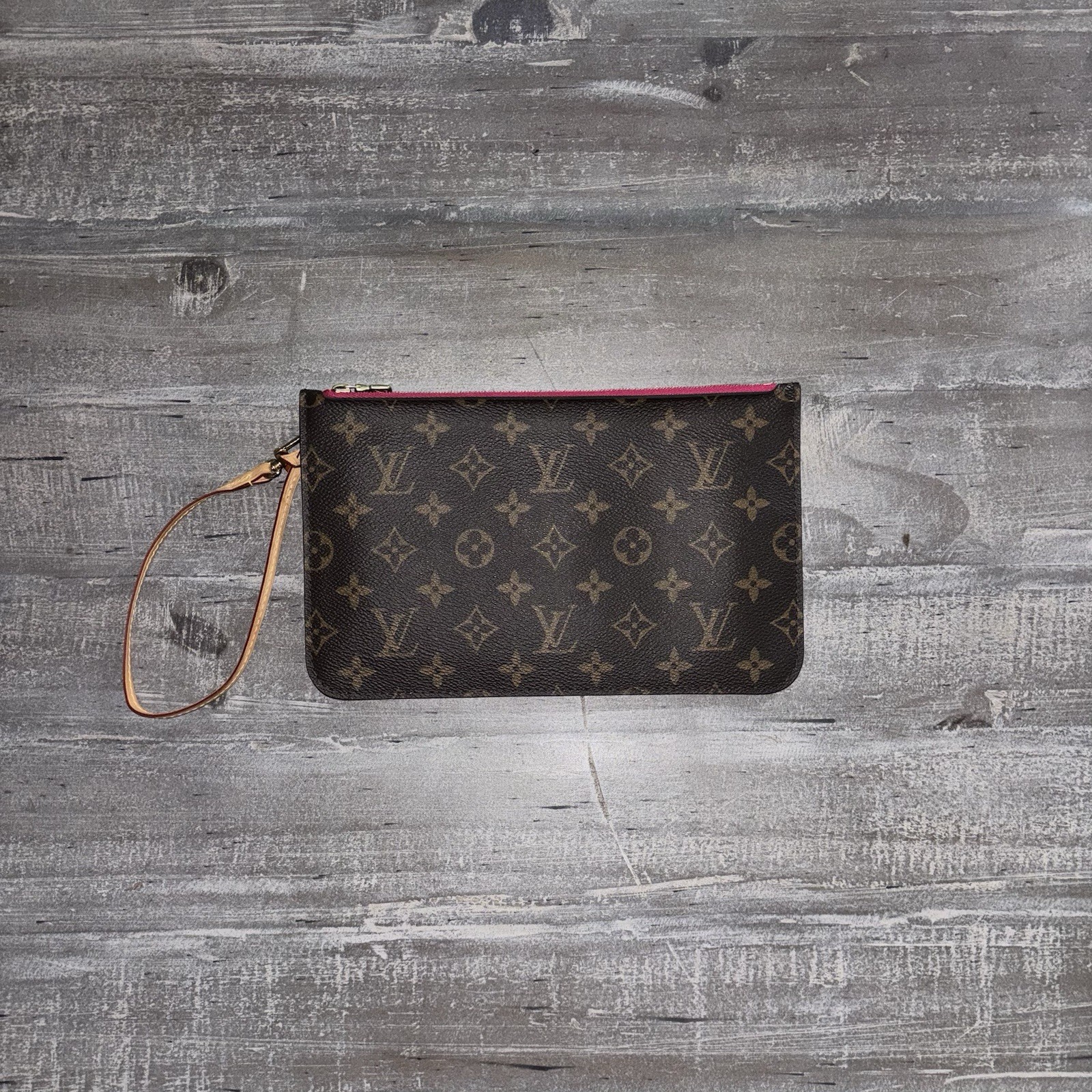 Louis Vuitton Monogram Neverfull Pochette Wristlet Clutch Pink Lining (OBO)