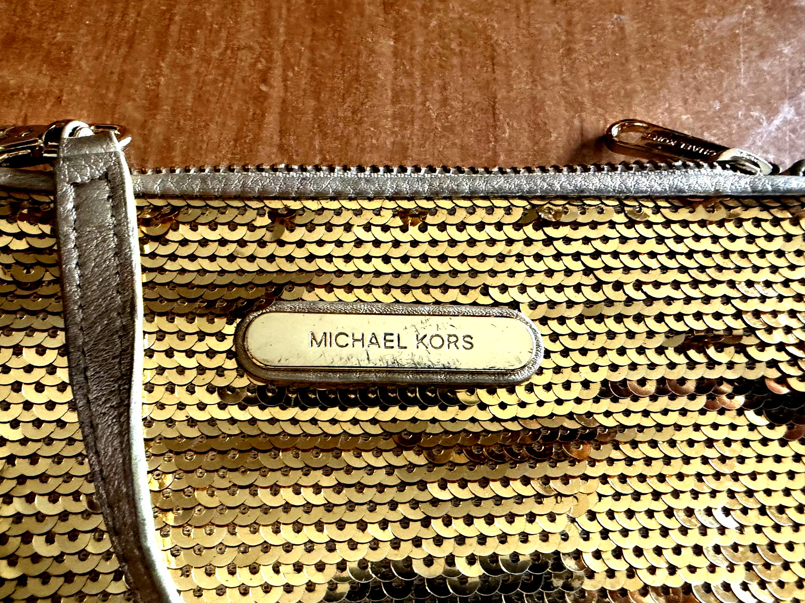 Michael Kors Gold Sequined/ Leather Convertible Wristlet Small Purse -excellent
