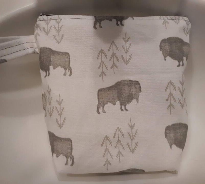 New Buffalo theme Canvas Clutch travel make-up bag White Wristlet cosmetics