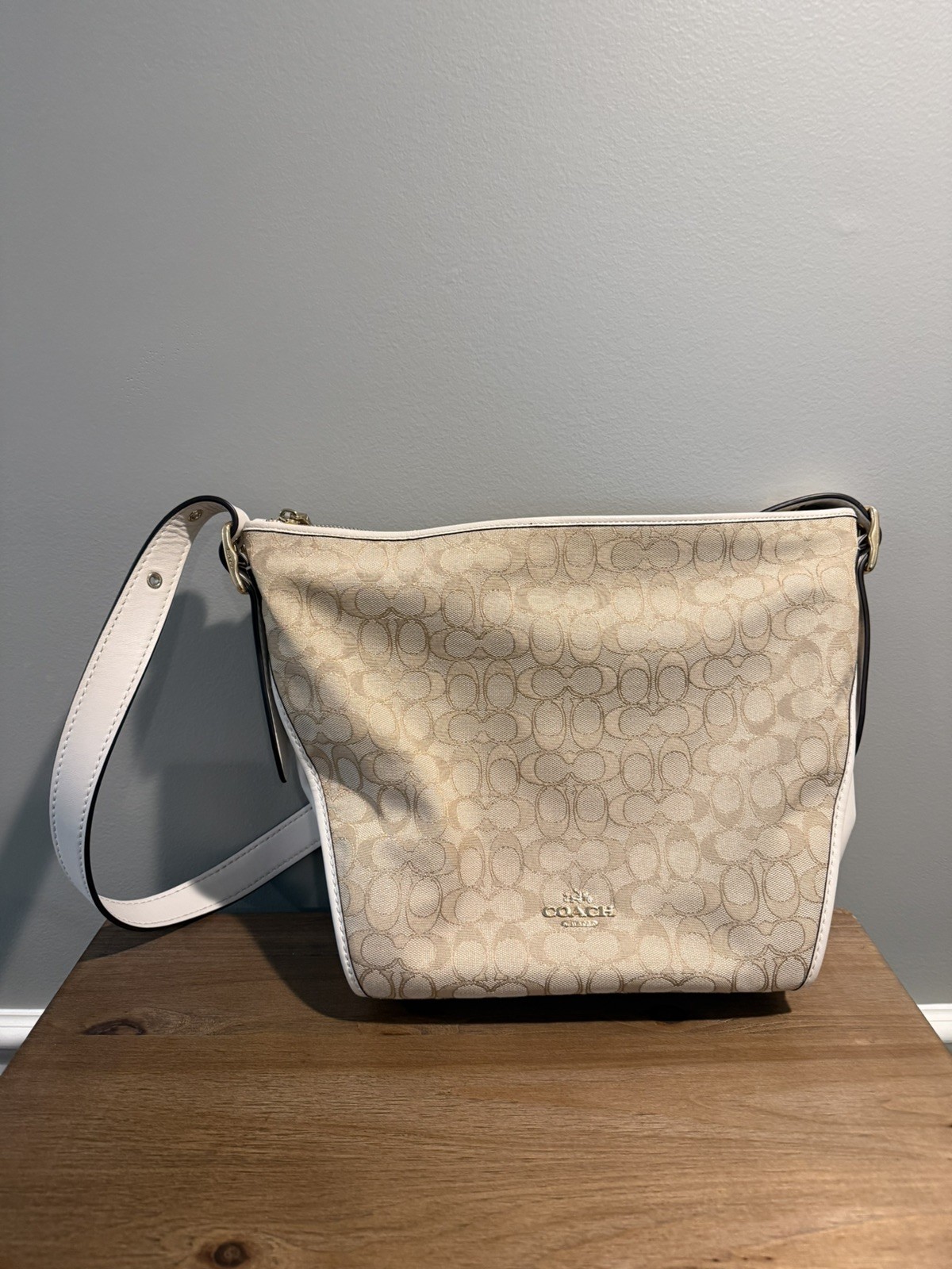 COACH Dufflette Celeste Signature Hobo Cream Shoulder Bag 25698 Jacquard