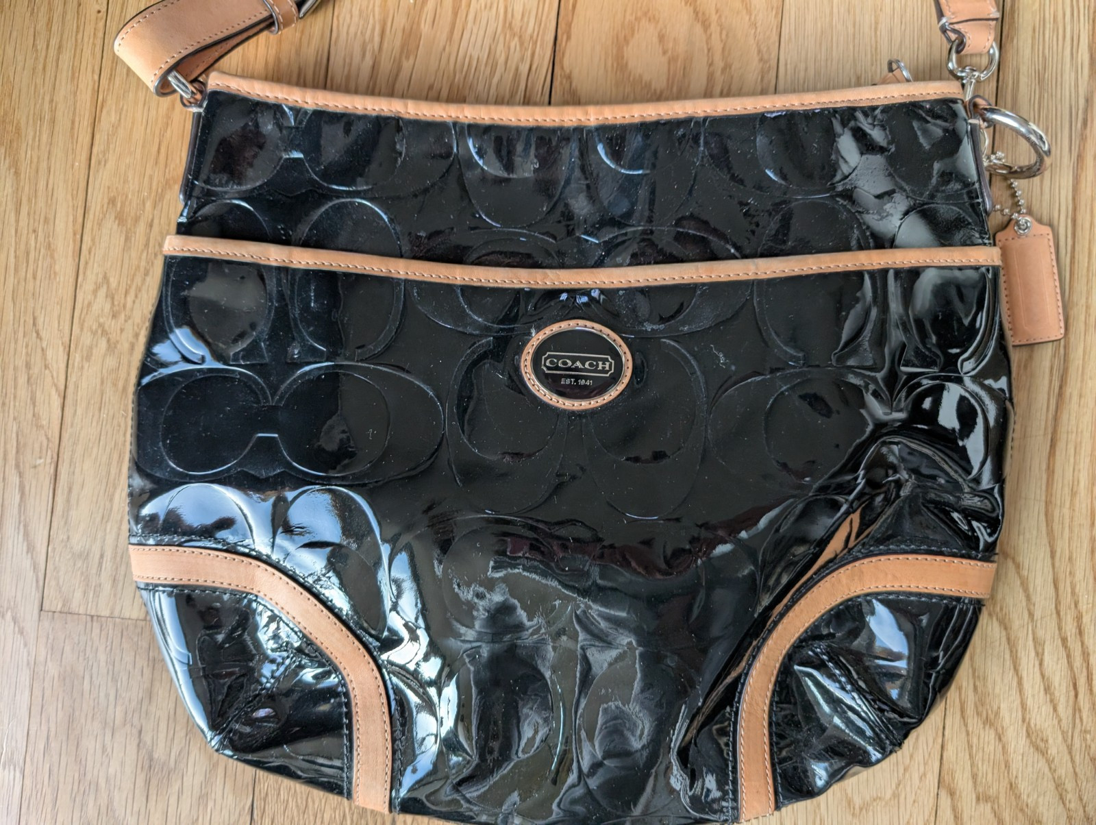 Coach Black Vinyl & Brown Leather Purse L1281-F20022 14 3/4″ x 11 3/4″ Shoulder