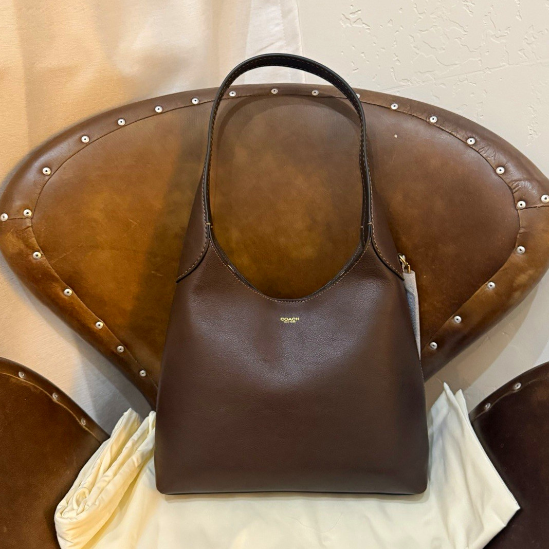 NWT Coach Brooklyn 28 Maple CU068 Pebbled Shoulder Bag