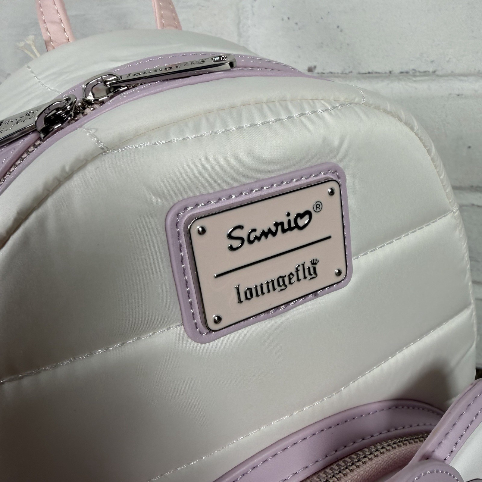 Loungefly Sanrio Exclusive Hello Kitty Quilted Texture Mini Backpack Puffer NEW