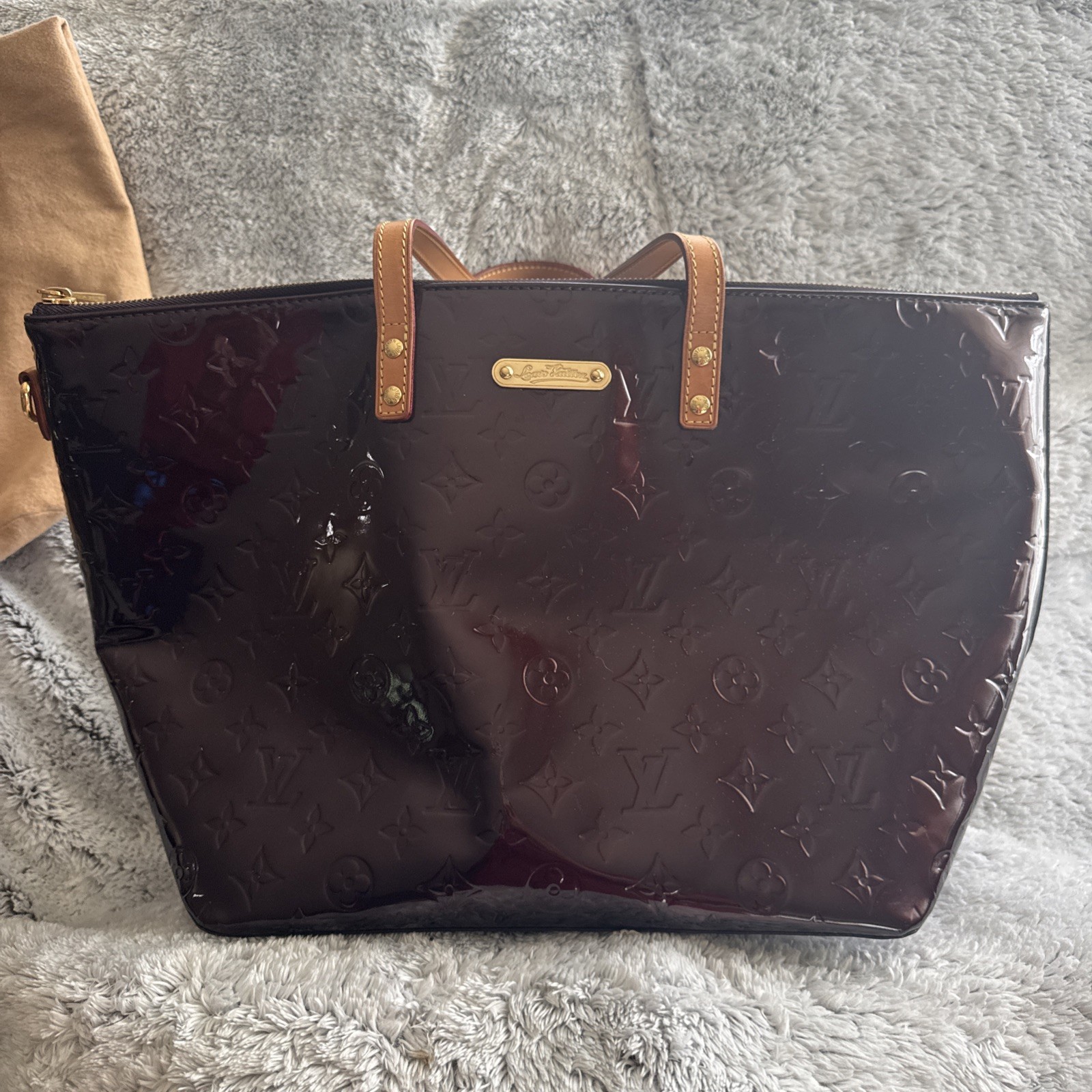 Louis Vuitton Amarante Vernis Monogram Bellevue Calf Leather Tote Bag LV $1350