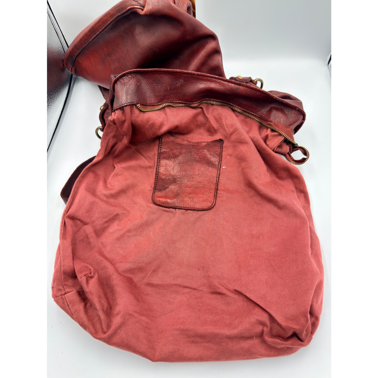 Vintage Vera Pelle Italian Leather Slouchy Crossbody Shoulder Satchel Handbag