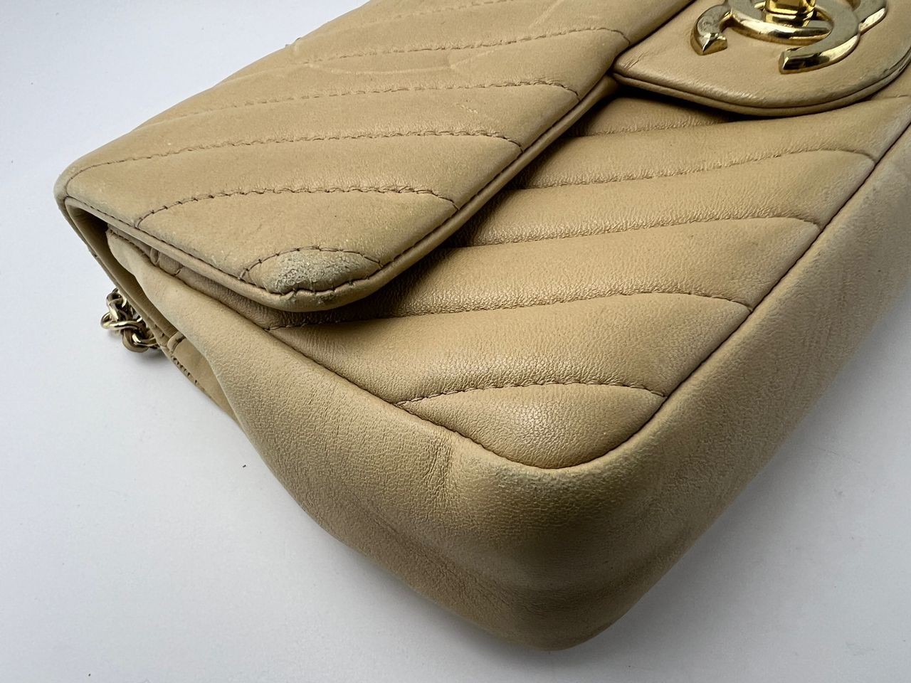 Chanel Timeless/Classique leather handbag