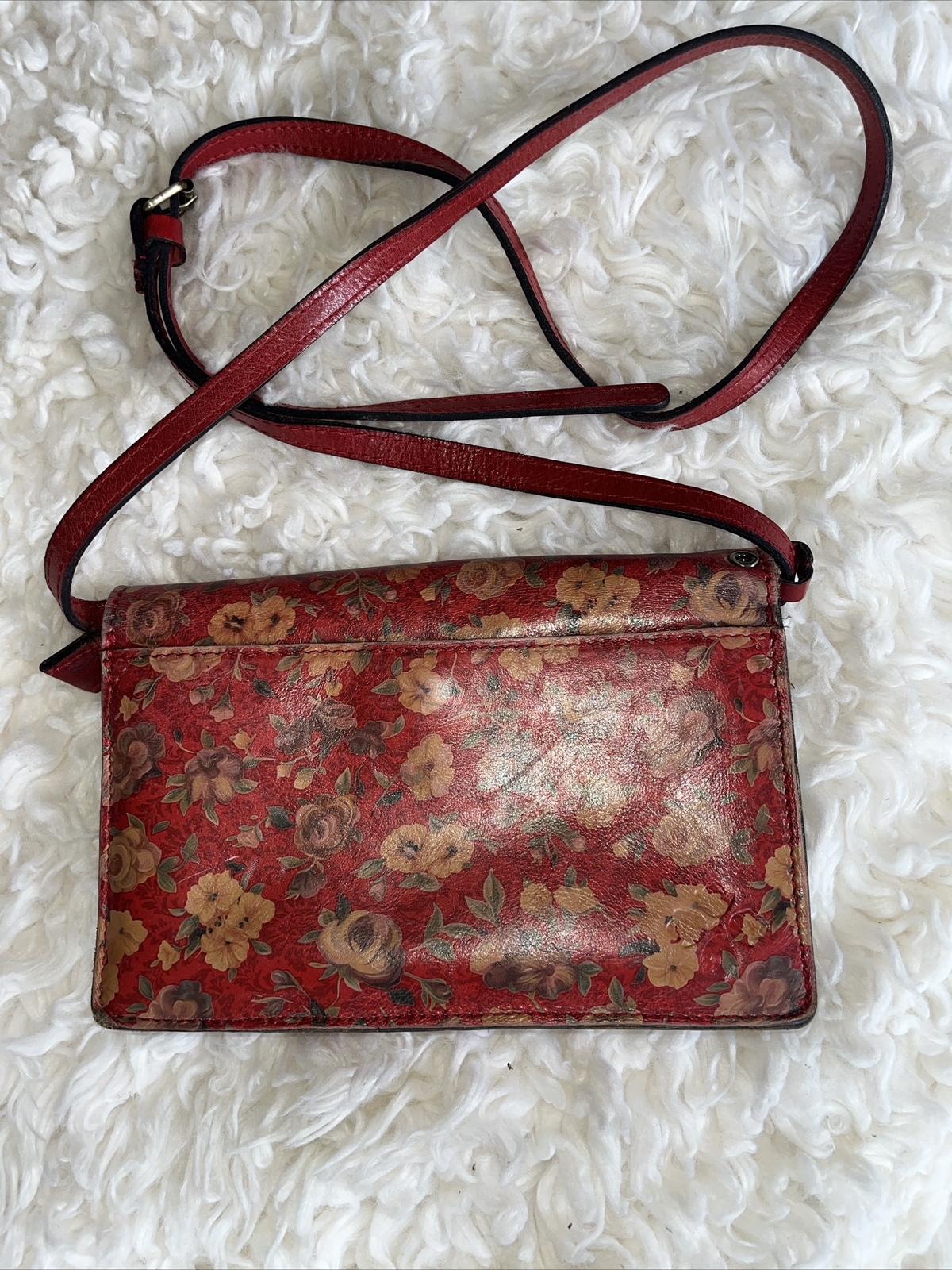 Patricia Nash Rosso Fiore Collection Apricale Crossbody Bag (Rosso Fiore)