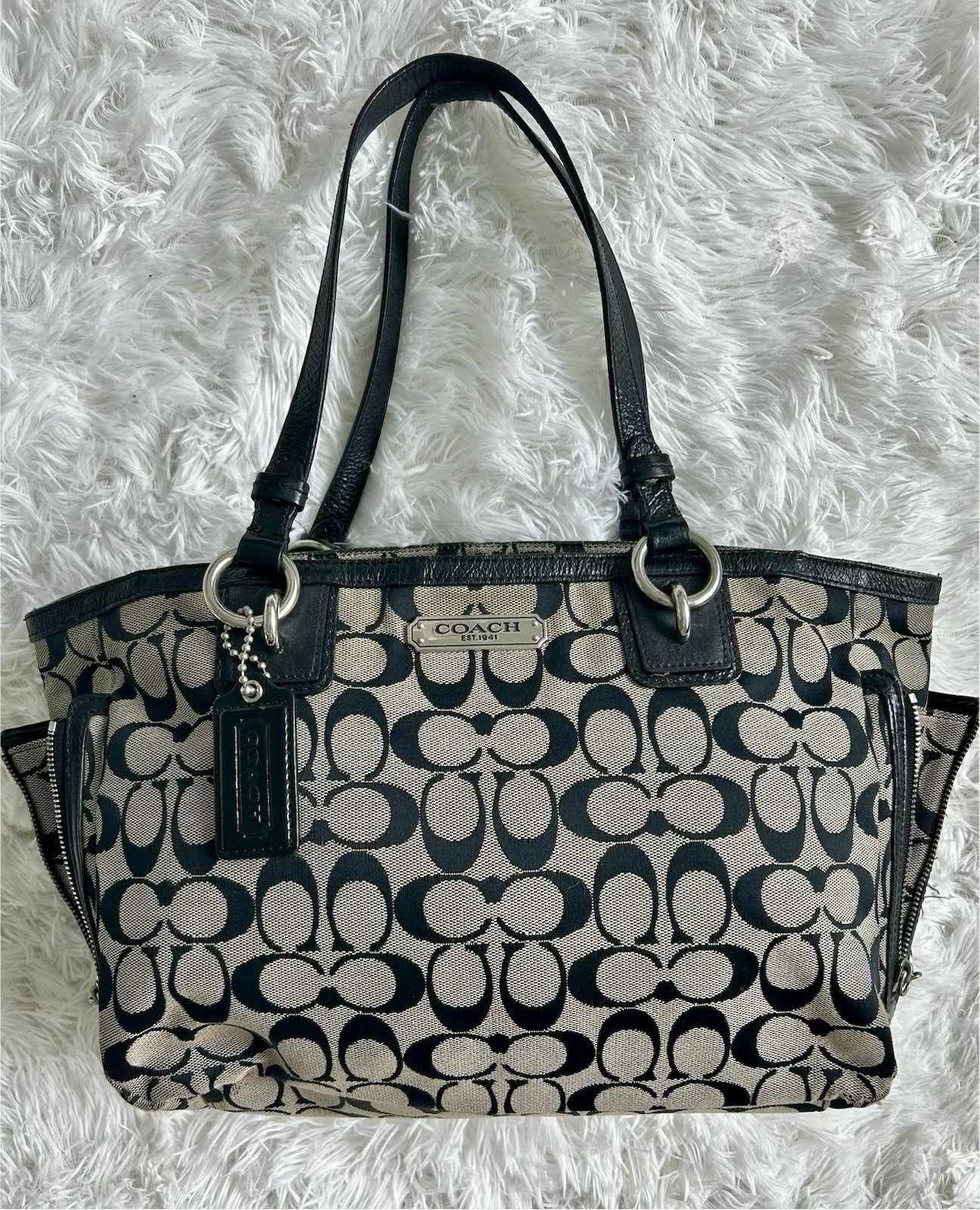 Coach Coach Gallery Signature Zip Tote Black/Grey Canvas With Side Zip Pockets