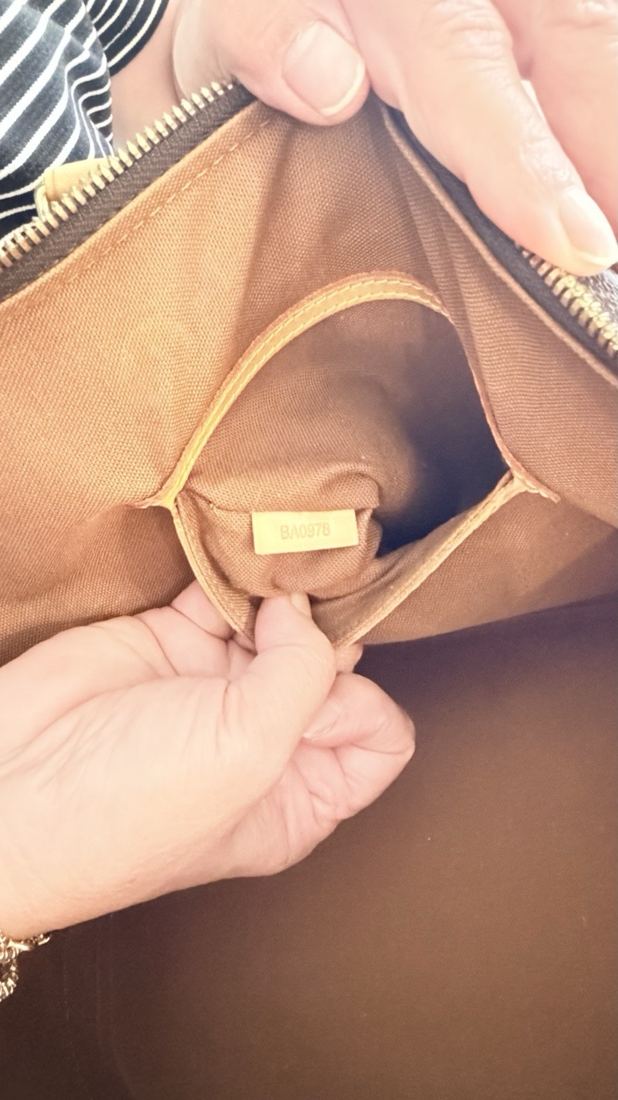 Vintage Louis Vuitton Alma Bag MM Monogram double handles very good condition.