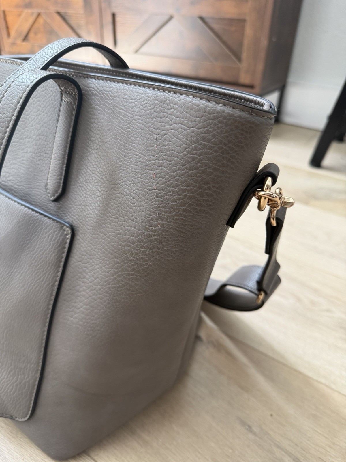 Poppy and Peonies “Go-Getter” Travel Work Tote Bag Dark Gray / Pink Interior