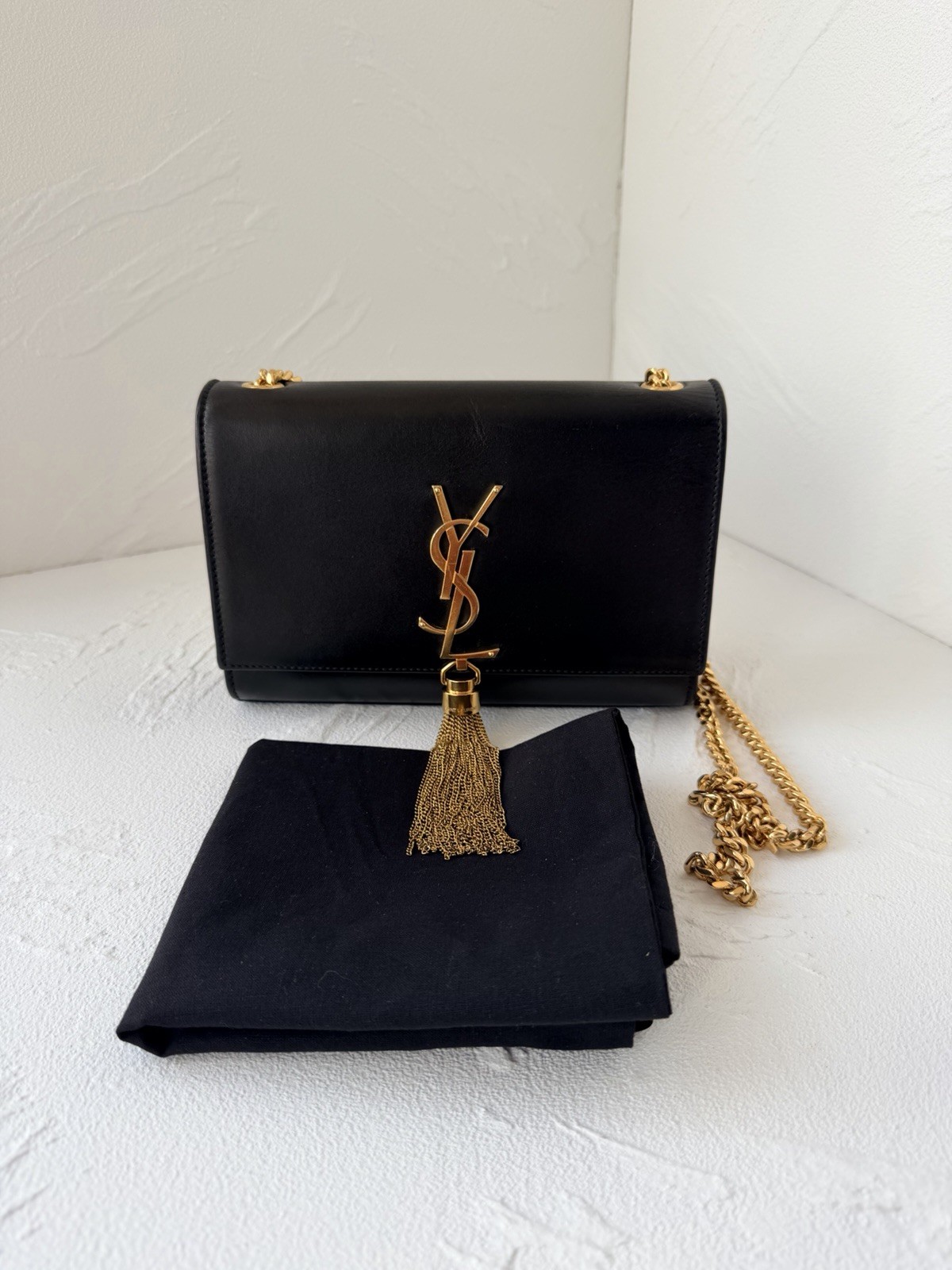 Authentic Pre-owned Yves Saint Laurent Kate Medium Black Smooth Leather