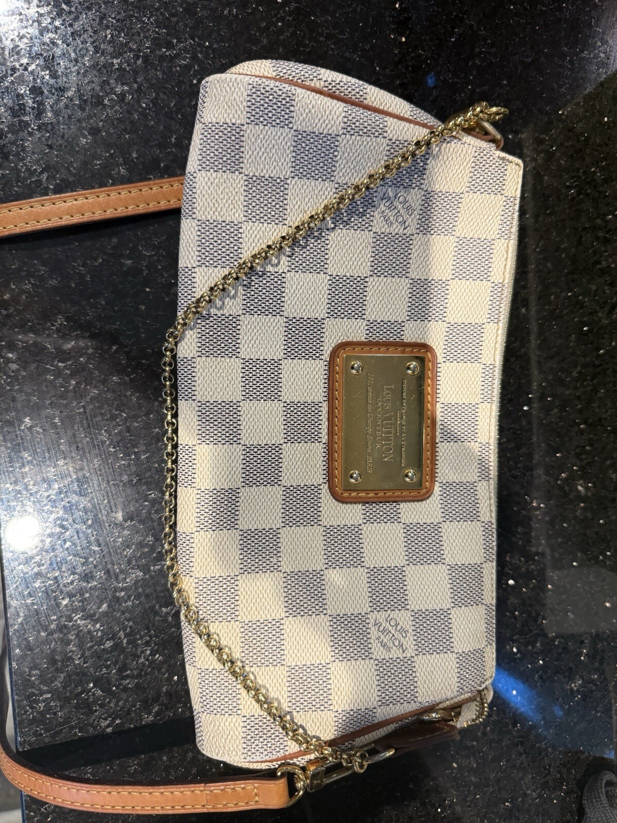 LOUIS VUITTON Authentic Eva Azur Damier Clutch Crossbody Bag MB0125