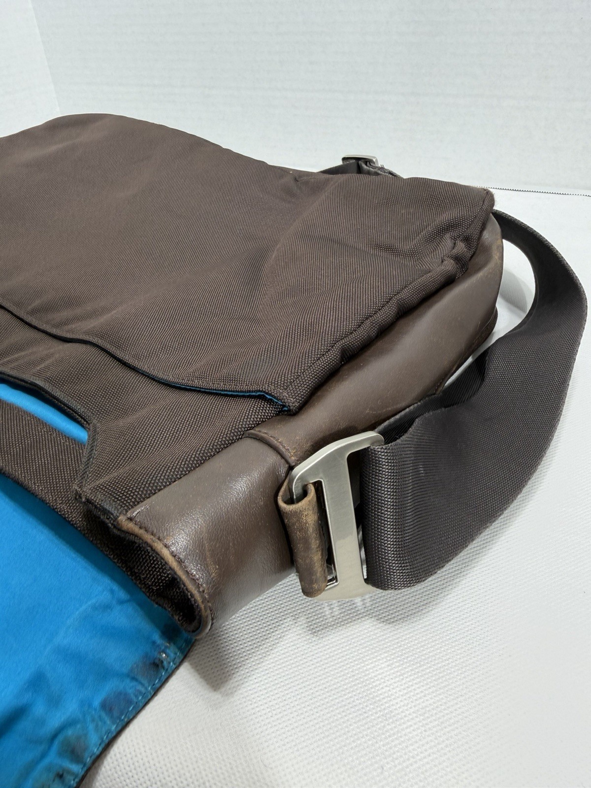 Knomo Messenger Laptop Bag 13×17 Brown Leather Adjustable Strap Crossbody