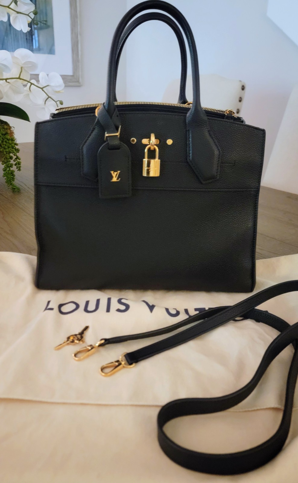 Louis Vuitton Taurillon City Steamer MM