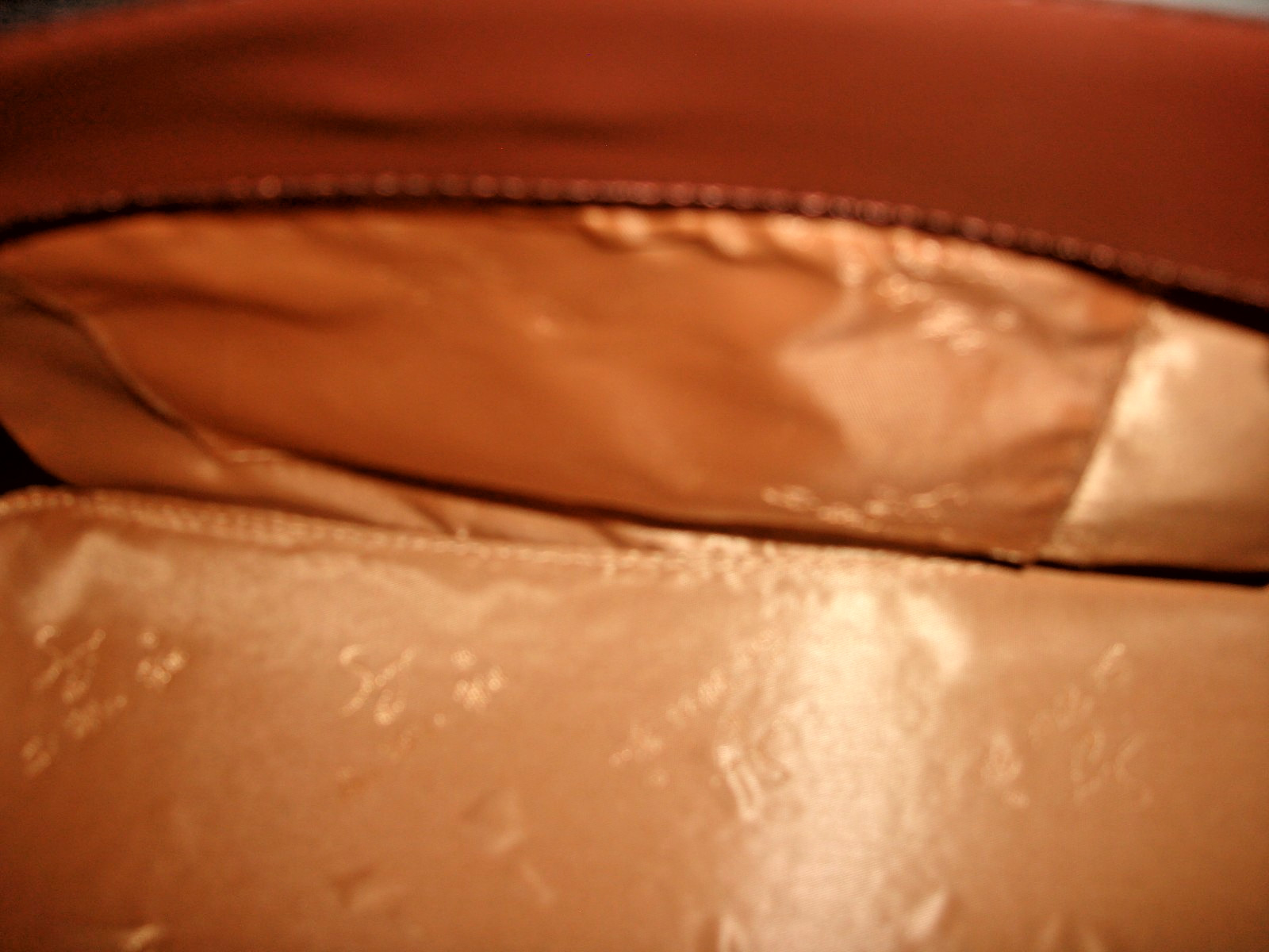 Siweiya Quality Vegan Leather Tooled Floral Motif Satchel Shoulder Bag NWOT