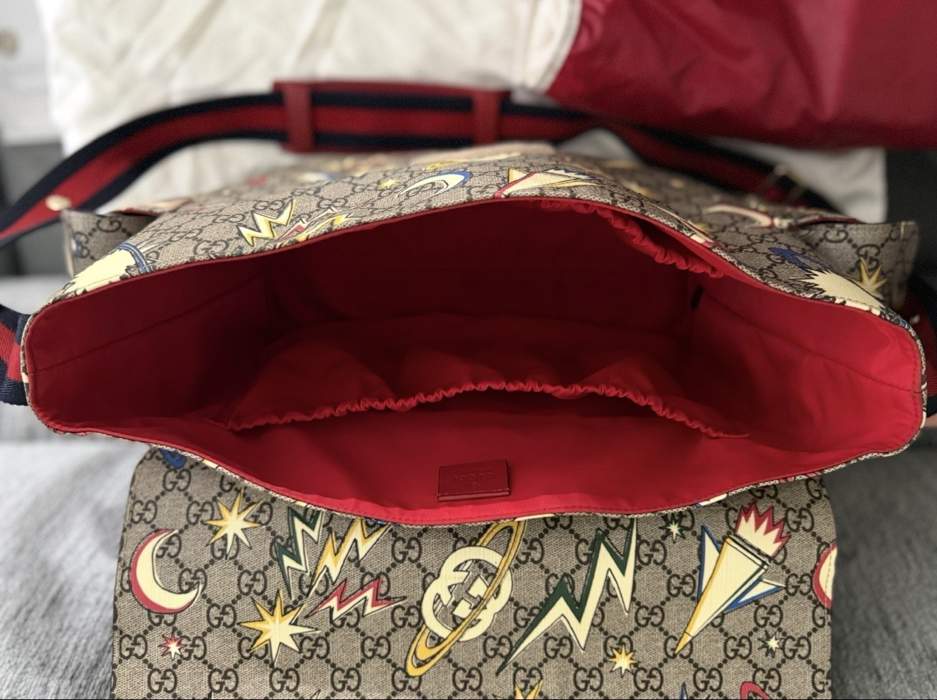 Gucci GG Supreme Rocket Print Messenger Bag Beige/Multicolor, Adj Strap, Dust