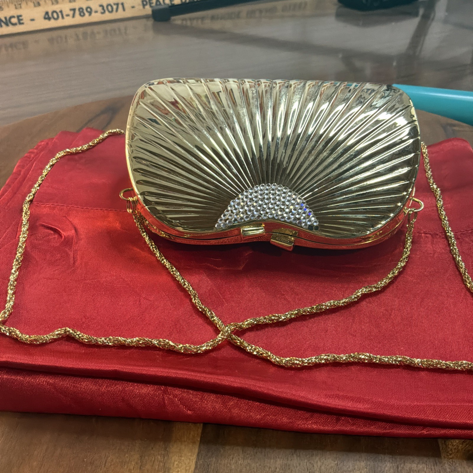 Carla Marchi Purse, Luxury Vintage Gold Clamshell Evening Clutch, Sunburst Ribed