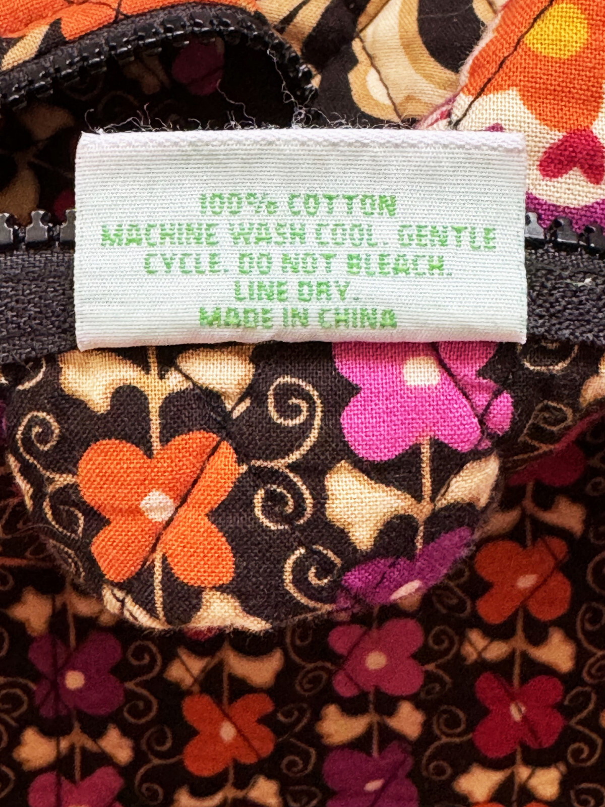 VERA BRADLEY Large Quilted Duffel Bag Suzani Print Cotton 26″ Long Double Handle