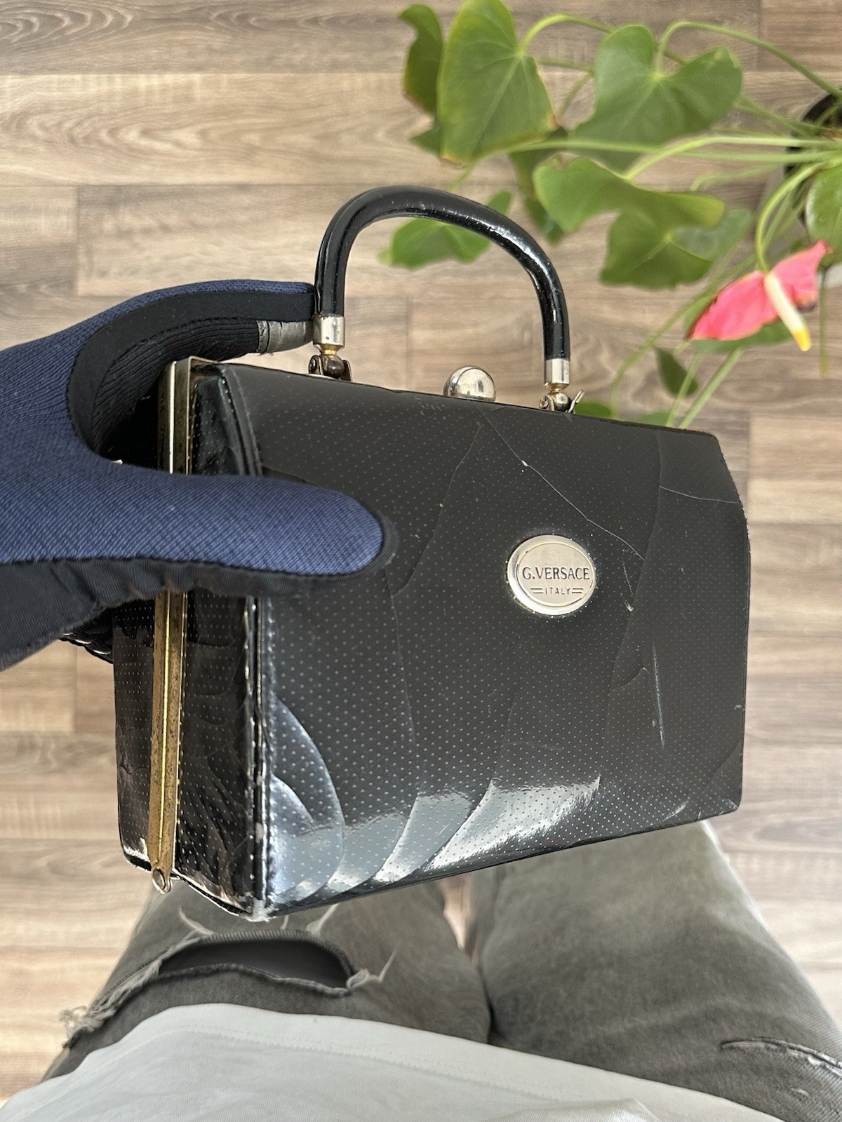1981 G.Versace Archive Medusa Woman’s Handle Bag Black Made In Italy Size Medium