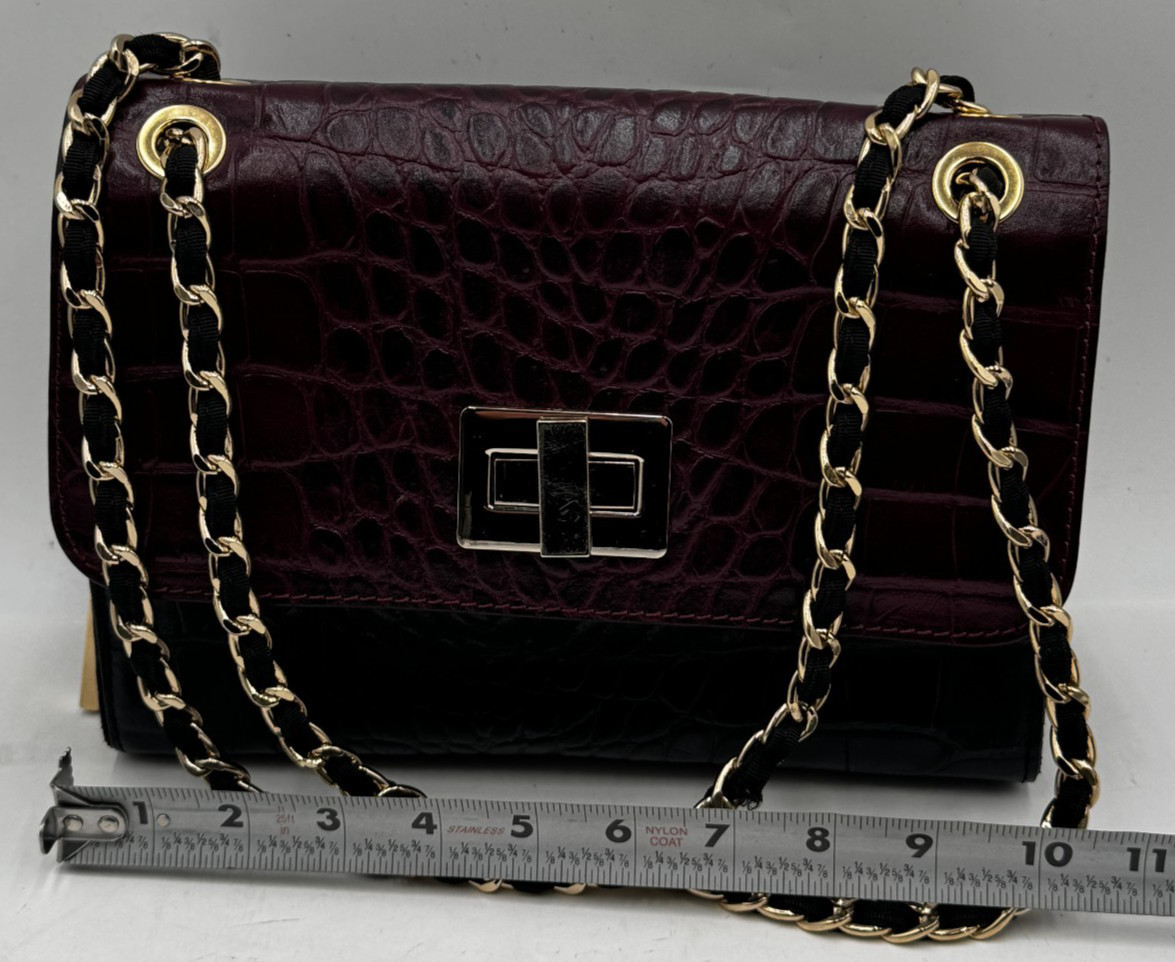 Innue Women’s Handbag Burgundy Black Leather Croc Leather Turn Lock Shoulder Bag
