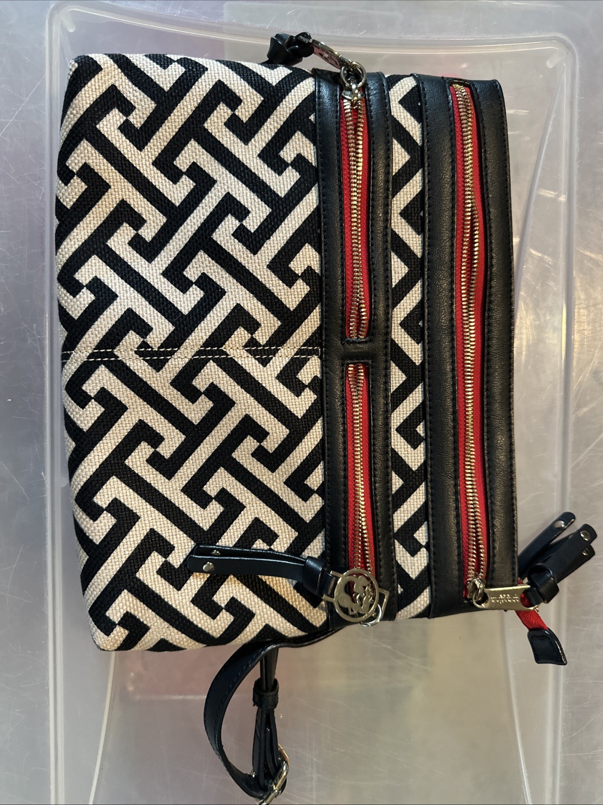 Spartina 449 Callahan Zipper Hipster crossbody bag bold black cream geometric