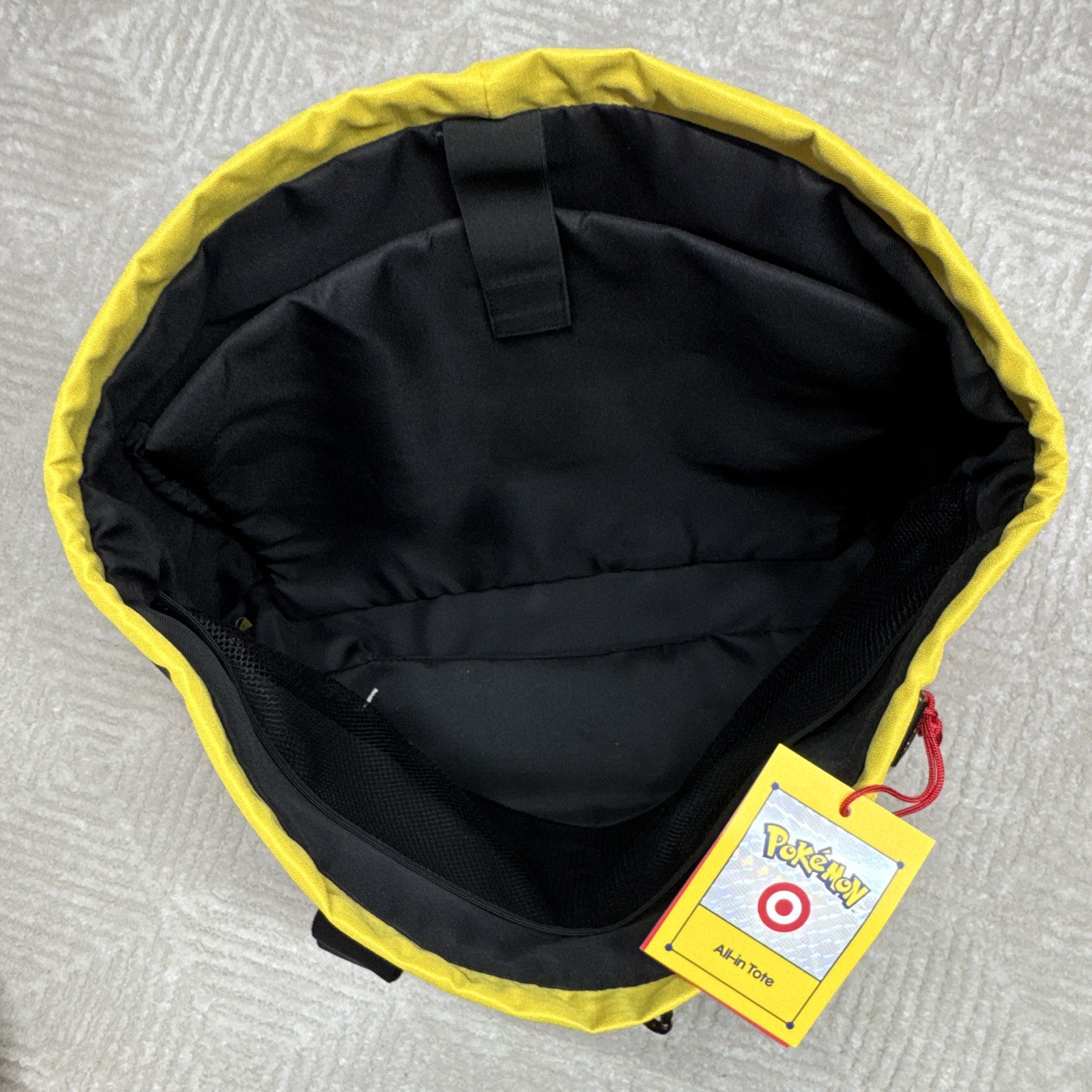 Pokémon Colorblock Poké Ball Tote Bag Zip Lined Inner Pockets Medium Women