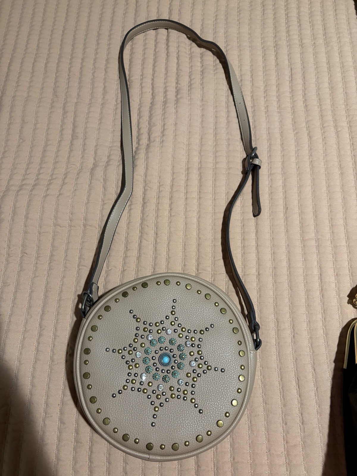 Round Montana West Crossbody Purse. In Great Condition.