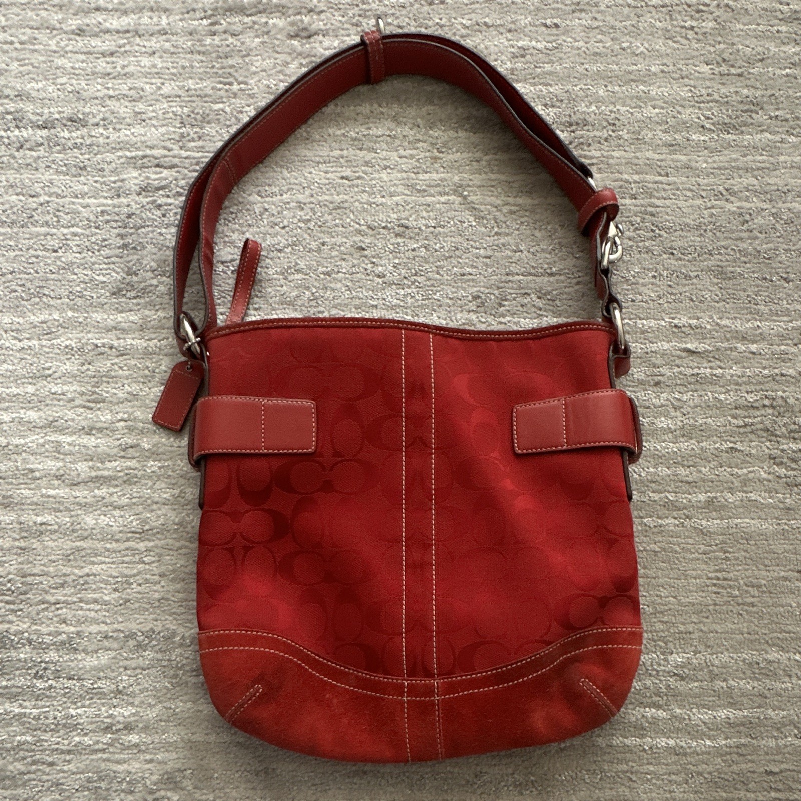 Coach Red Signature C Logo Shoulder Bag Zip Closure Silver Hardware w/ Pouch