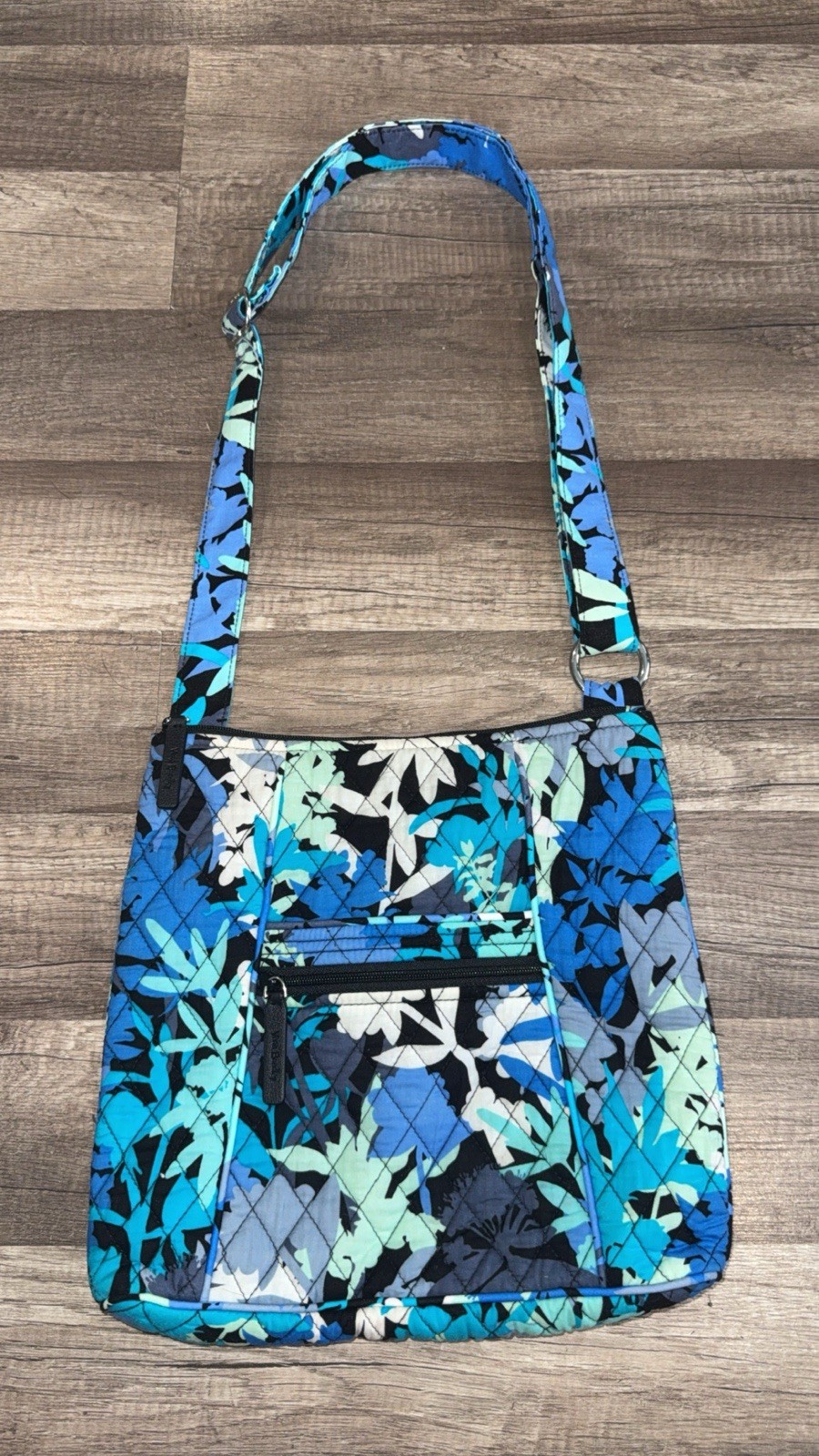 Vera Bradley Blue Floral Shoulder Bag Zip Closure Inner/Outer Pockets Silver