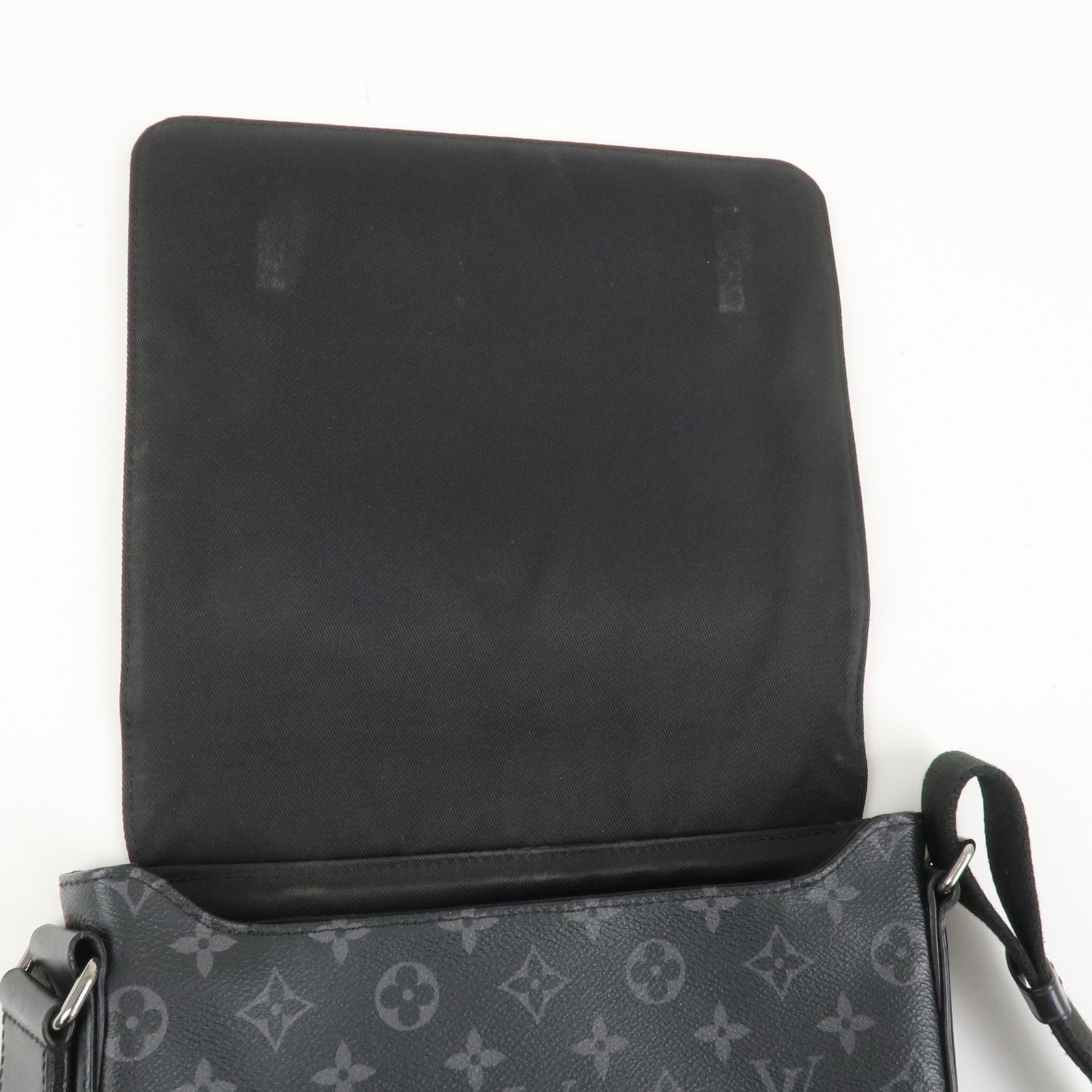 Louis Vuitton Monogram Eclipse District PM Crossbody Bag M44000 Auth Used F/S