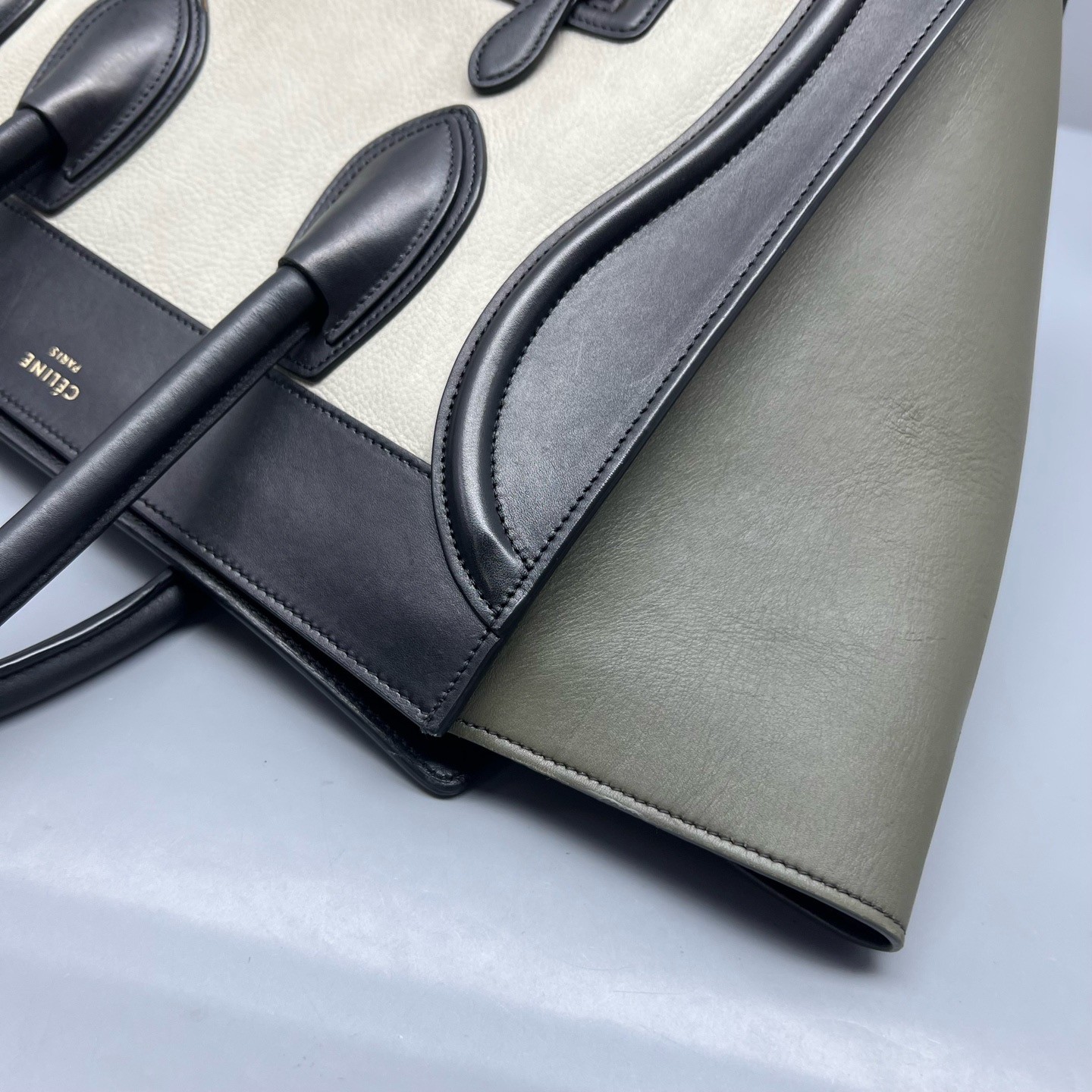 CÉLINE Luggage Phantom Medium Tote Shoulder Bag Green Black Beige Grain Leather
