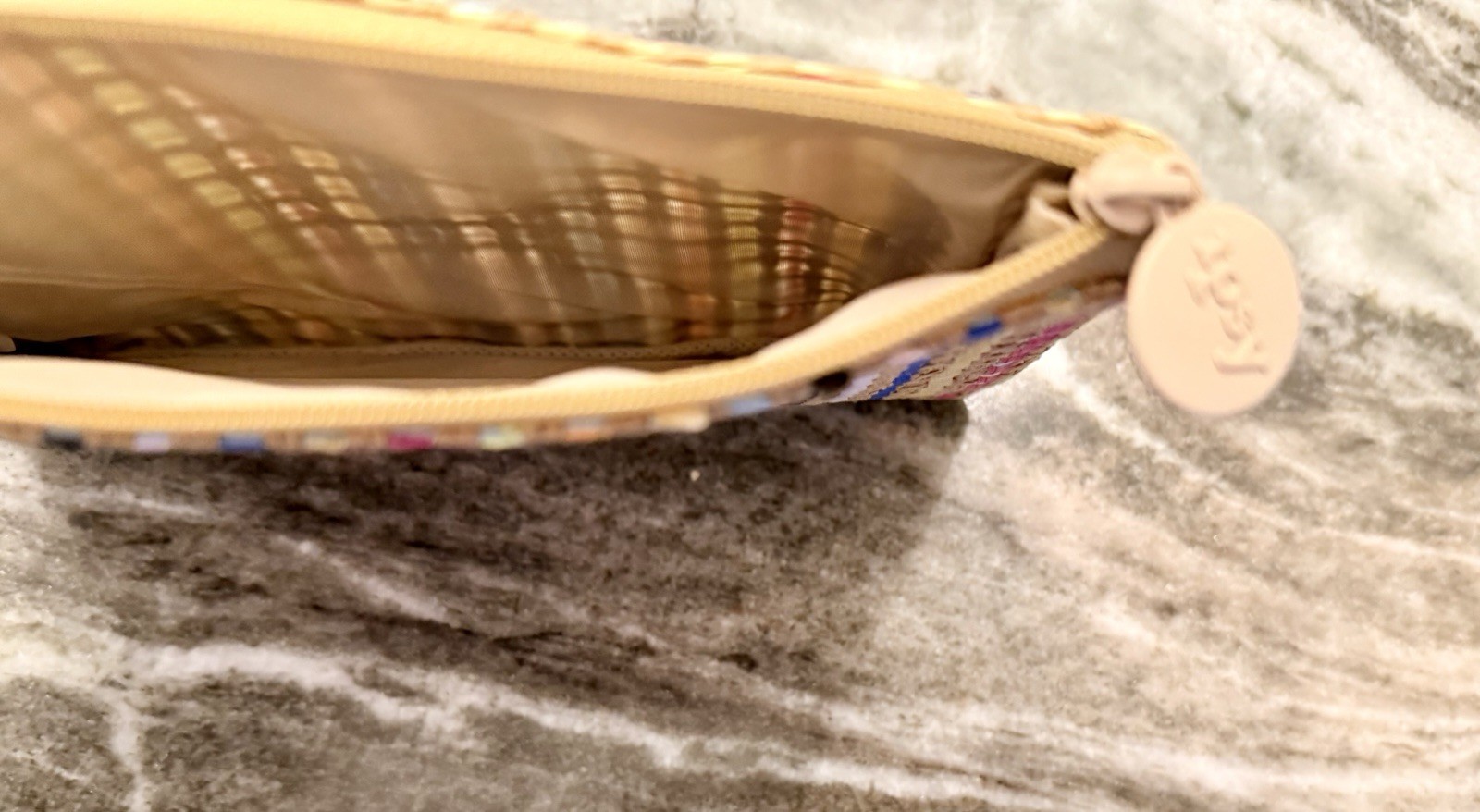Ipsy~Woven Straw Pouch~Multicolor Striped Summer Makeup Bag~Zip Top 8×5”~New