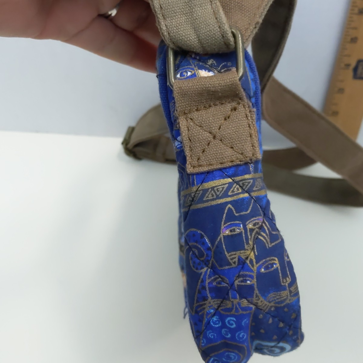 Laurel Burch Cat Print Crossbody Bag Blue Quilted Canvas Adjustable Strap Zip
