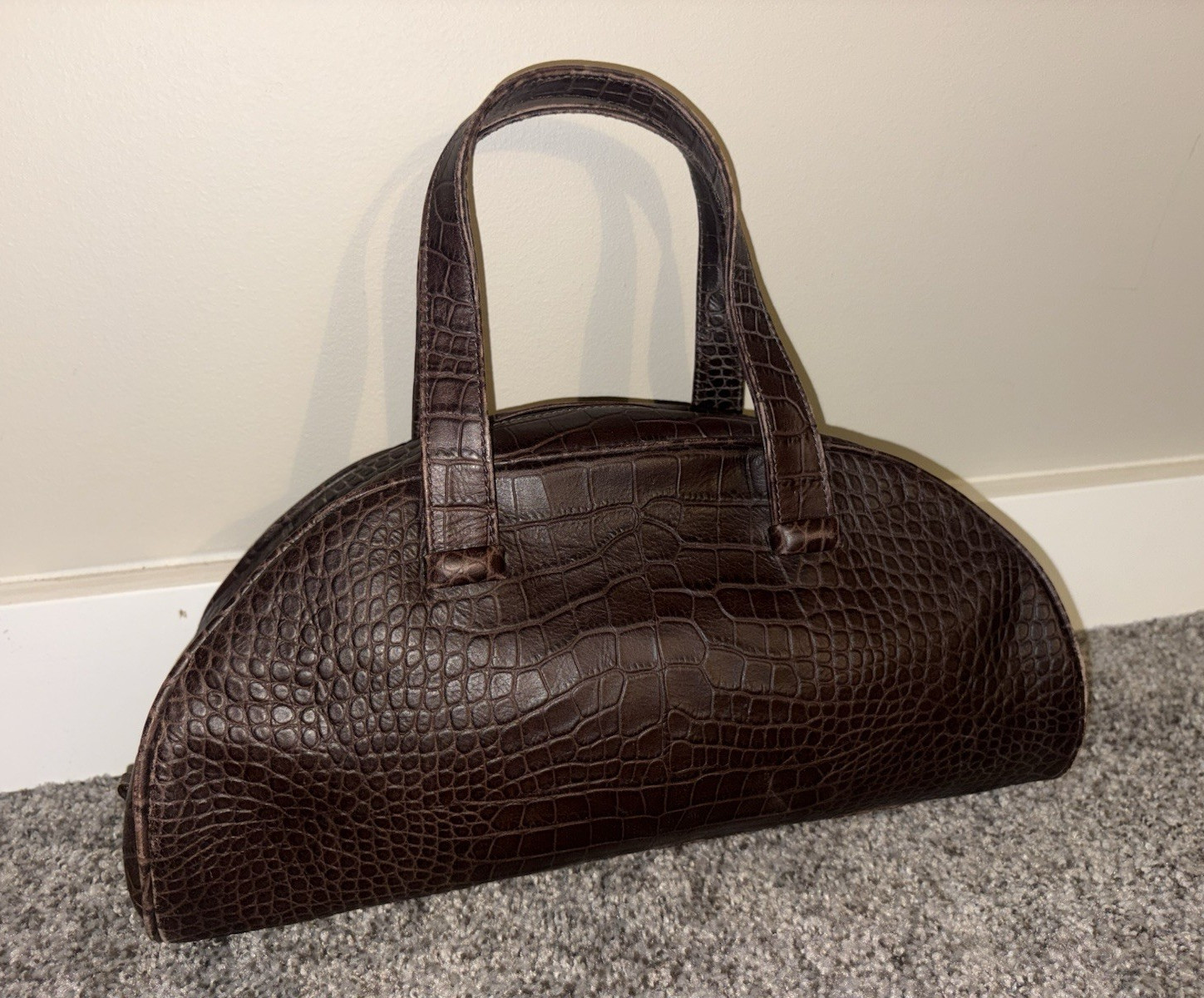 Neiman Marcus Brown Croc Embossed Zip Satchel Top Handle Double Handles Pockets