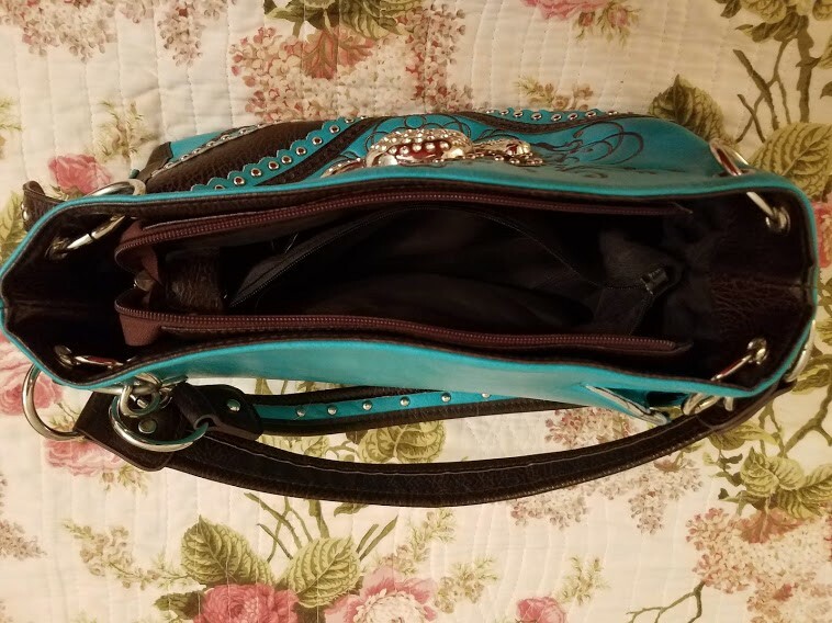 LEATHER PURSE RHINESTONES & RIVETS NEW SKULL & CROSSBONES TURQUOISE BLUE