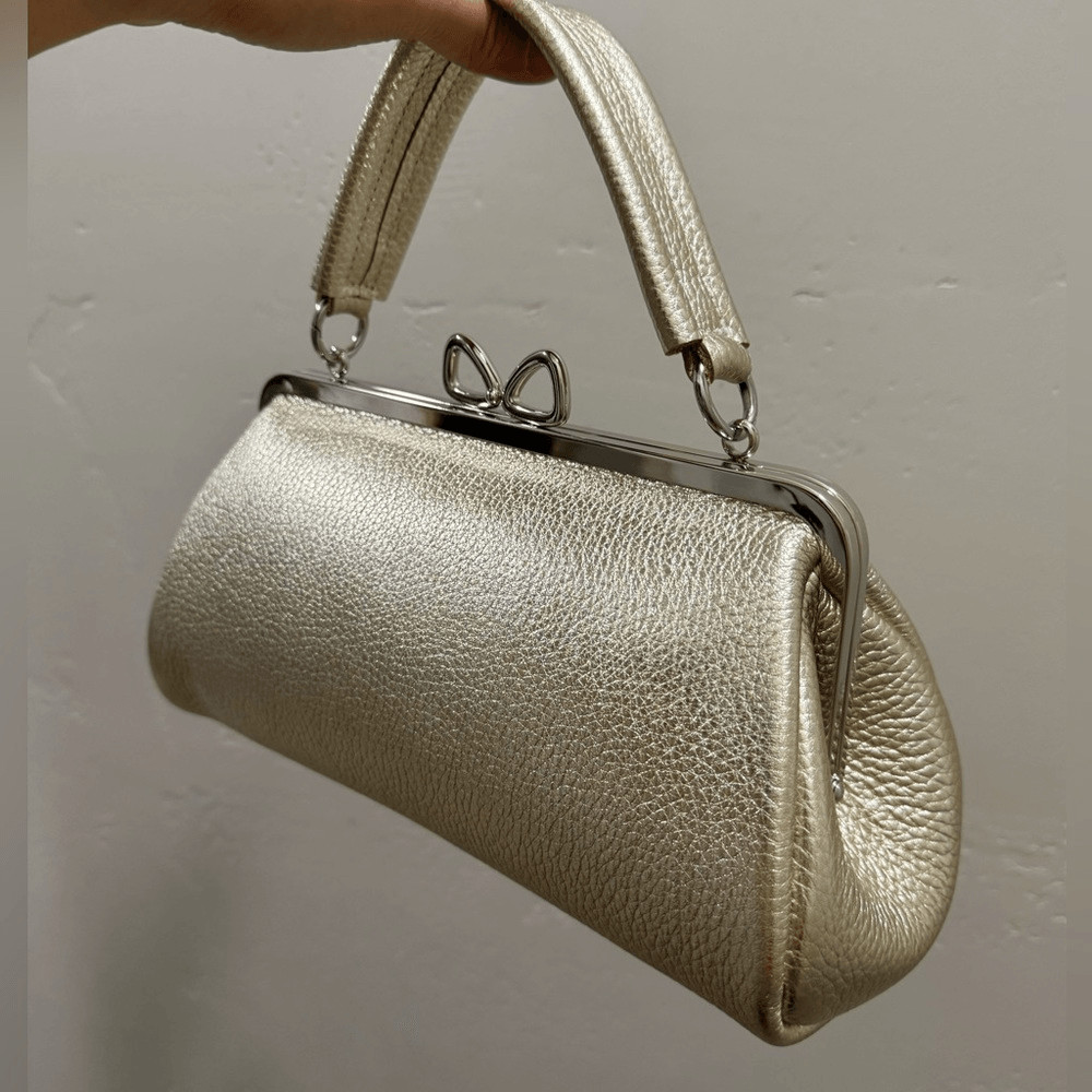 Gold Togo Cowhide Calfskin Handmade Bow” Shaped Kisslock Baguette Bag/Crossbody