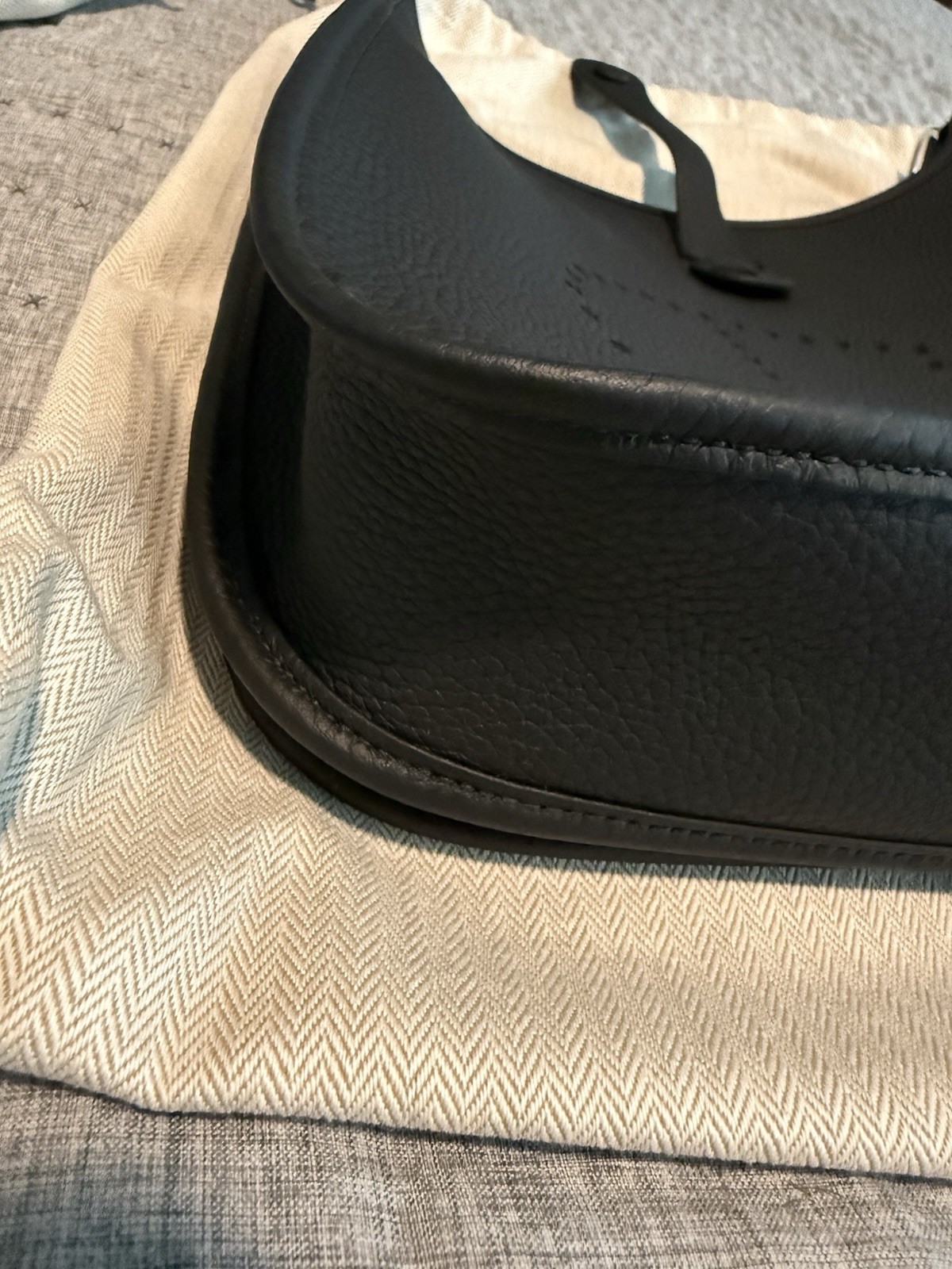 Hermes Evelyne 29 PM Black Crossbody Taurillon Clemence Leather Silver HW NEW