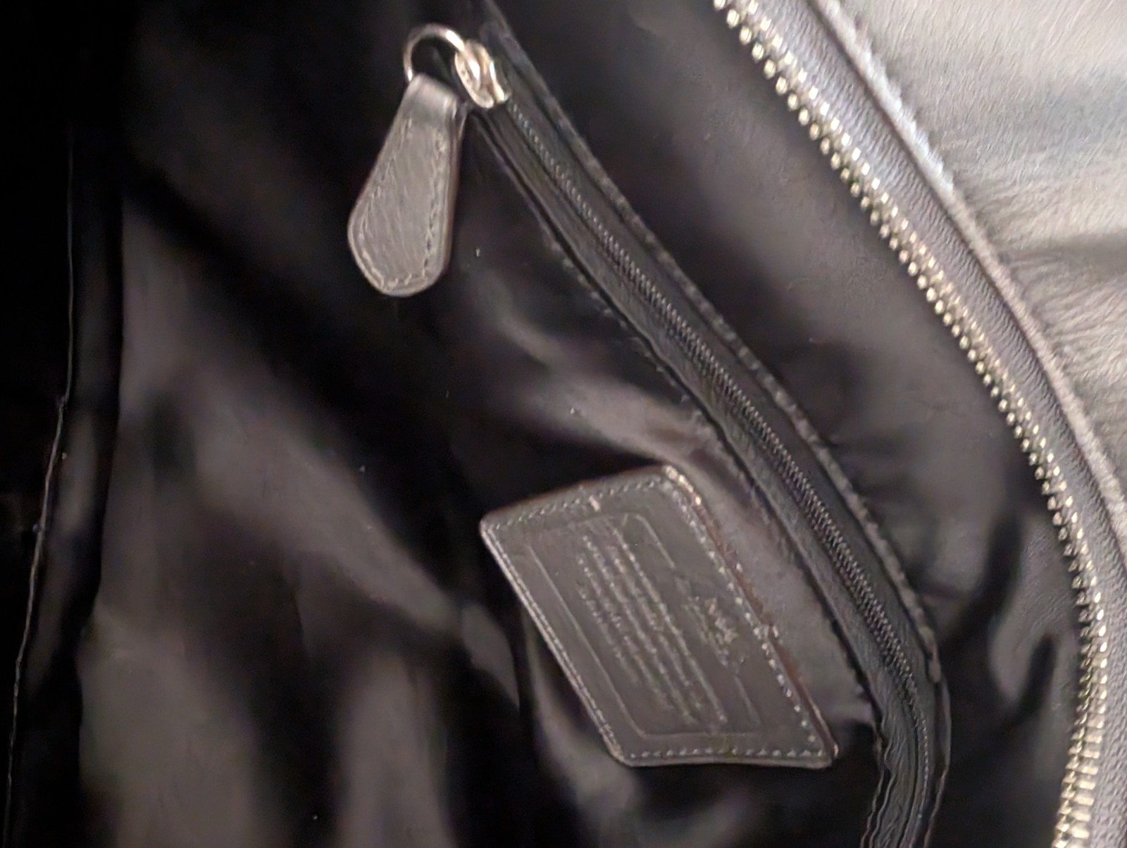 Beautiful Large Grey Black Coach Signature F 33804